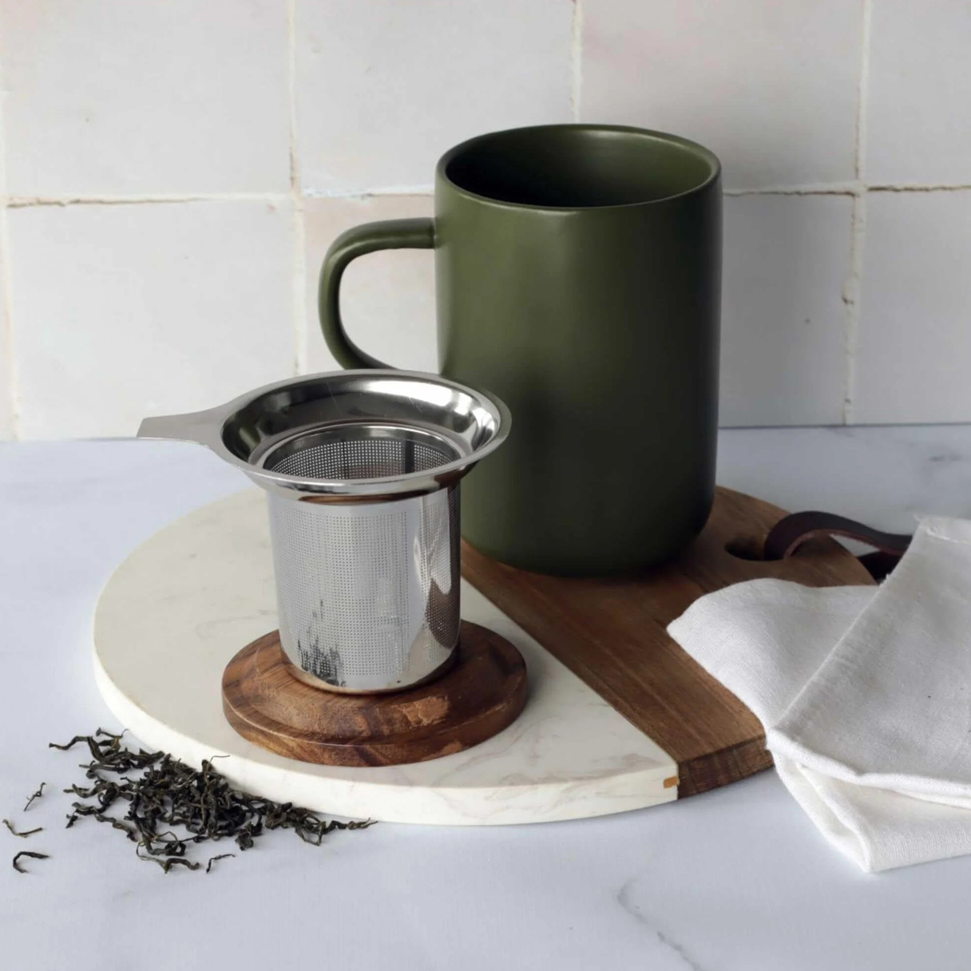 OGO LIVING Juliet herbata ziołowa 475 ml - idealna do herbaty i herbaty ziołowej - kubek do herbaty z kamionki i pokrywką z drewna akacjowego - zielony khaki - 7912034