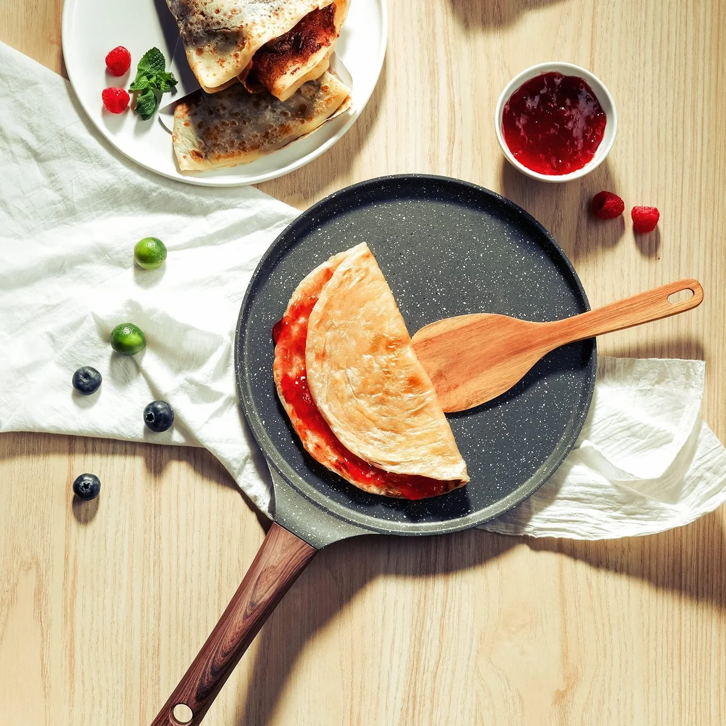 SENSARTE Nieprzywierająca Patelnia do Naleśników Dosa Pan 26 cm, Odlewana Ciśnieniowo Aluminium, Kompatybilna z Indukcją, Bez PFOA