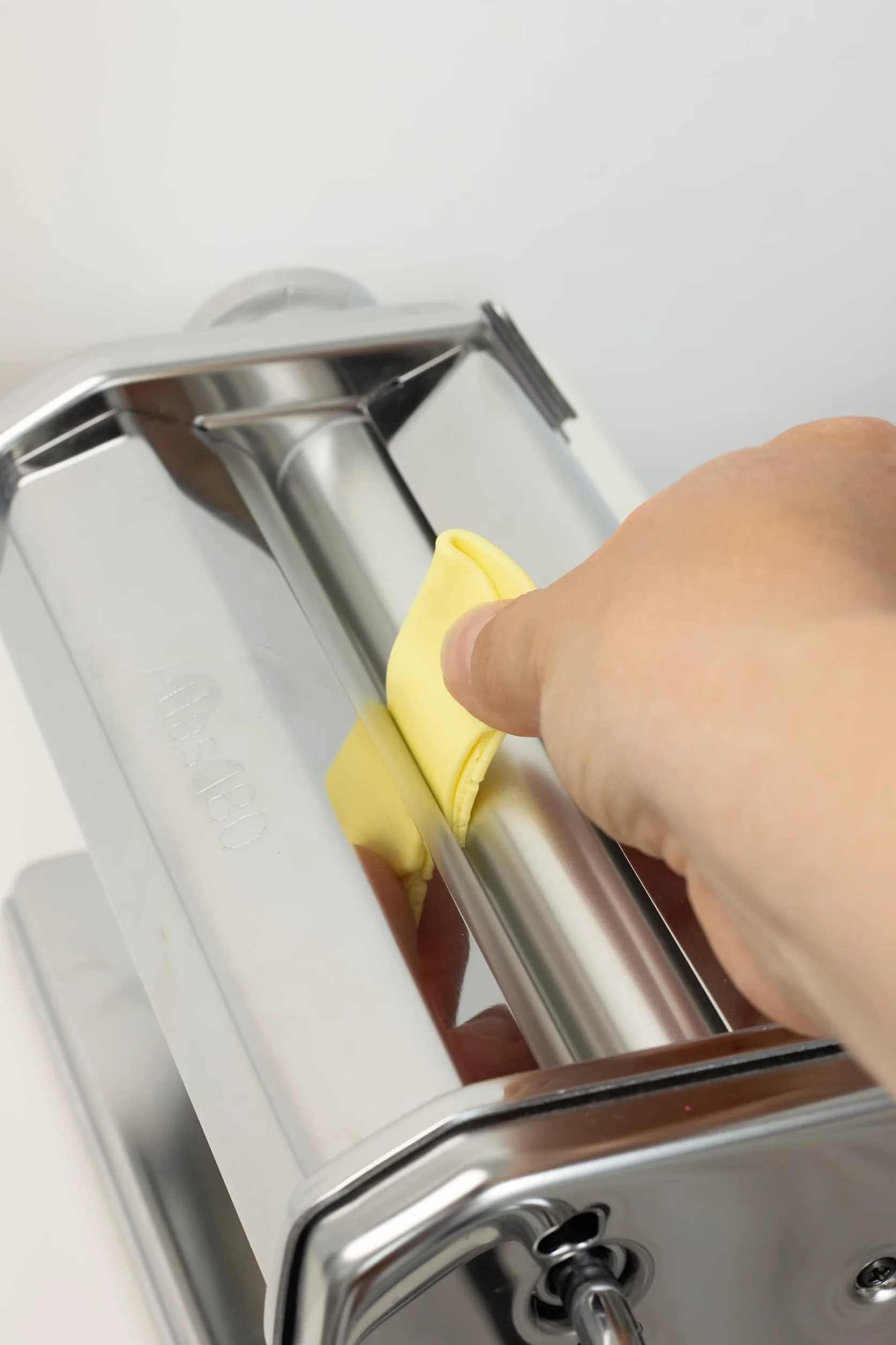 Maszynka do modeliny CERNIT CE901C – kompaktowa, chromowana stal