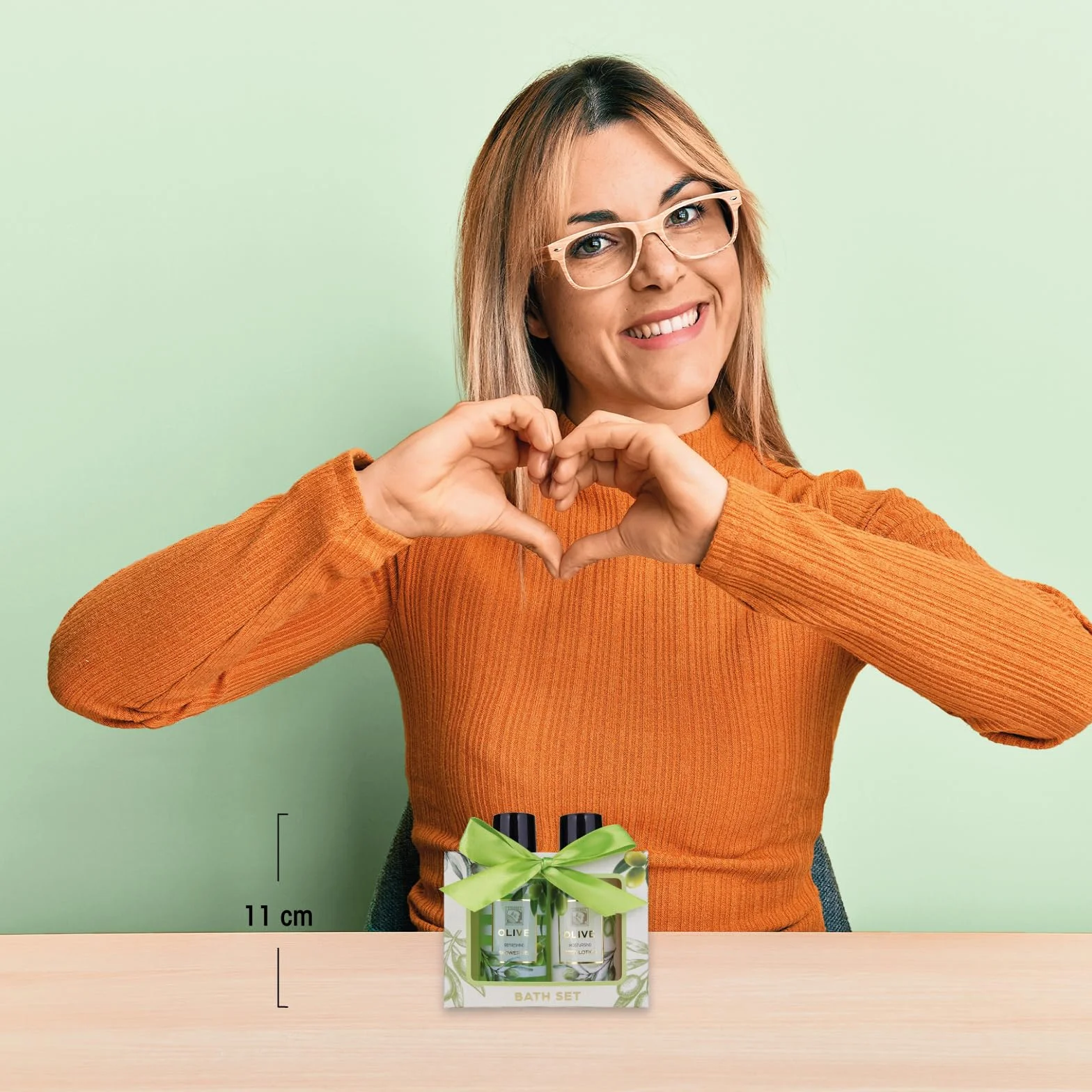 Accentra Zestaw prysznicowy OLIVE 2-częściowy żel pod prysznic balsam do ciała prezent wellness