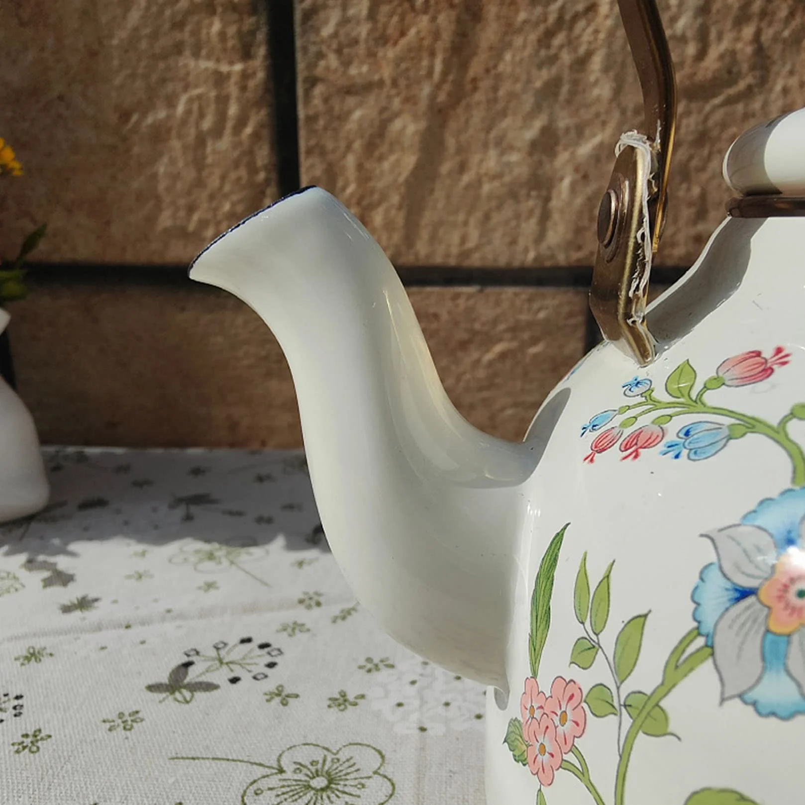 Czajnik Emalia Nostalgia 2,5 L Indukcyjny Gwizdanie Retro Biały