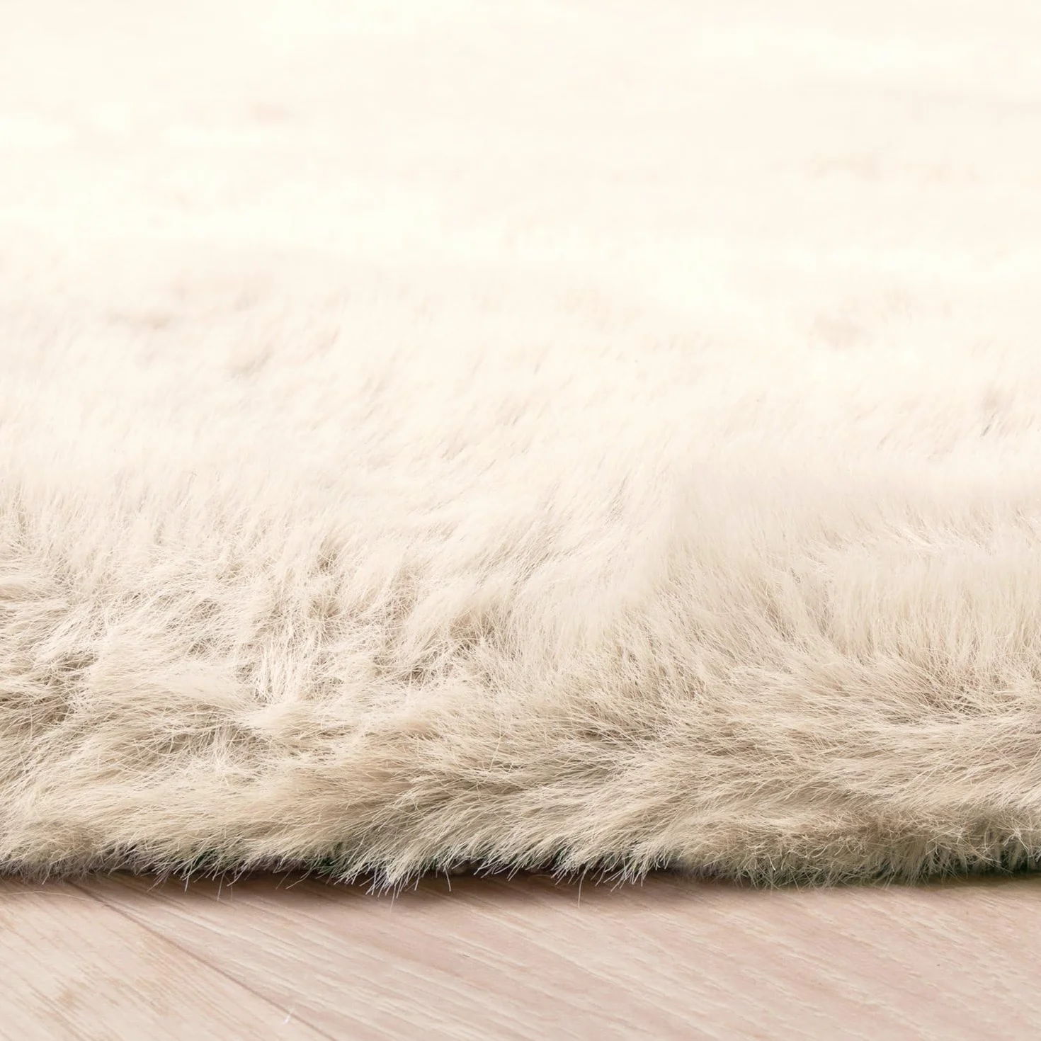 FRAAI | Home & Living Miękki dywan z długim włosiem - Comfy Supreme Kremowy - Poliester - Klasyczny, Rustykalny, Nowoczesny, Skandynawski - Dywan