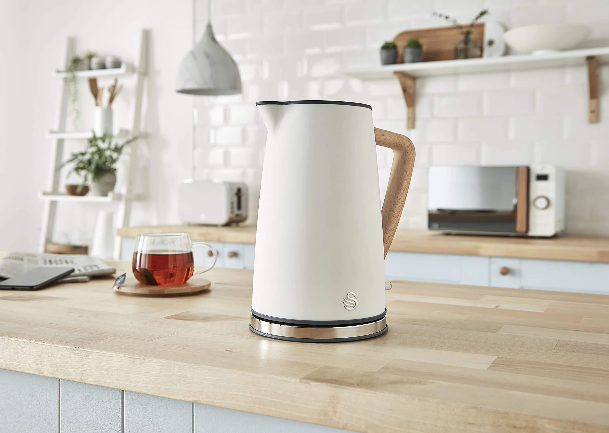 Swan Nordic Set czajnik śniadaniowy bezprzewodowy 1,7 l 2200 W 2 kromki 3 funkcje biały