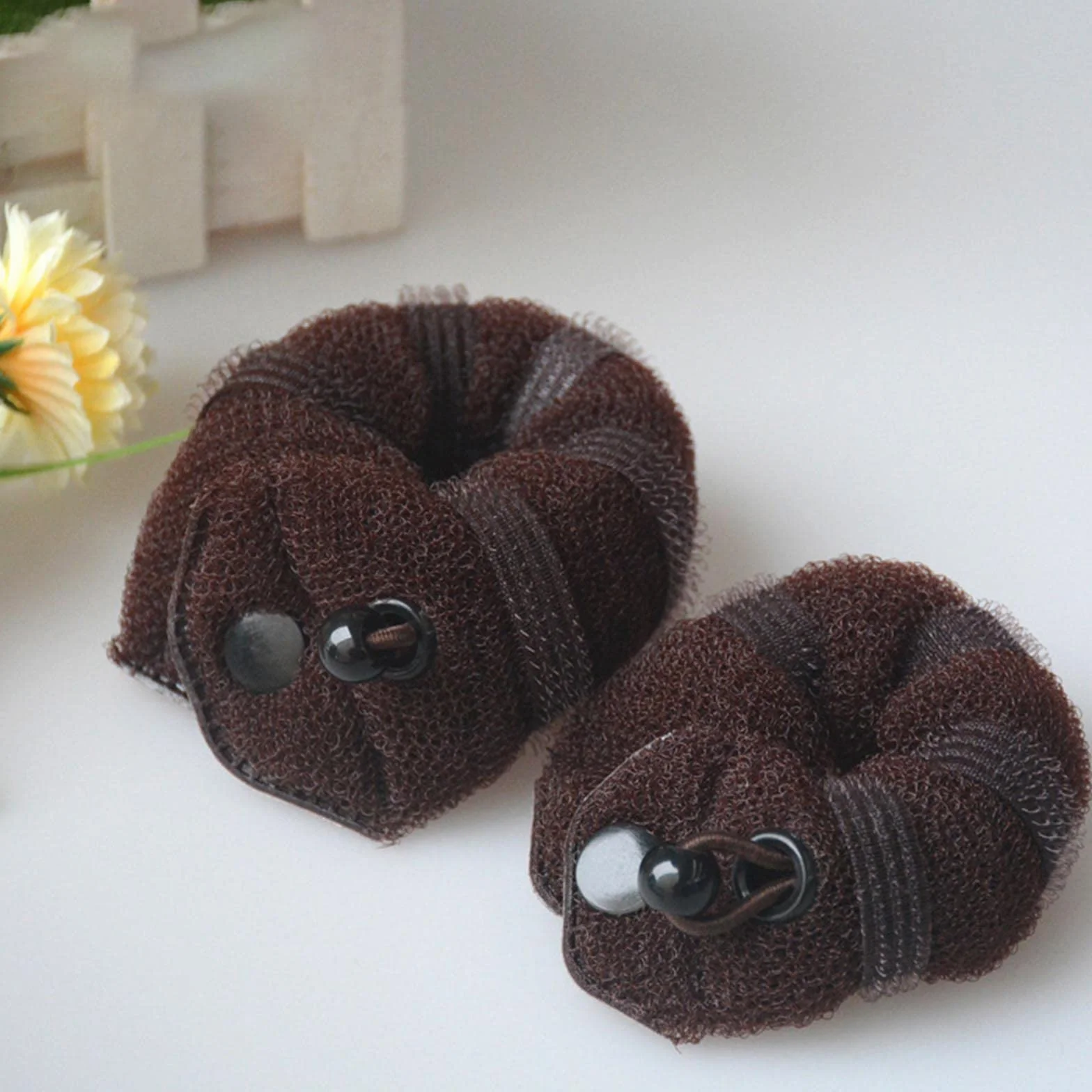 Donut Hair Bun Maker Magiczne pączki do koka stylizacji włosów 1 Duży + 1 mały brązowy