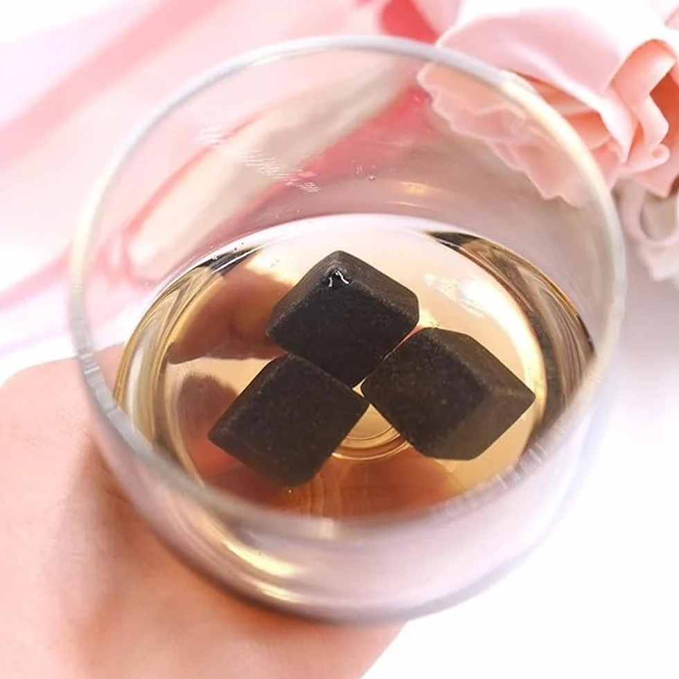 Granitowe kostki lodu do whisky wielokrotnego użytku 9 sztuk