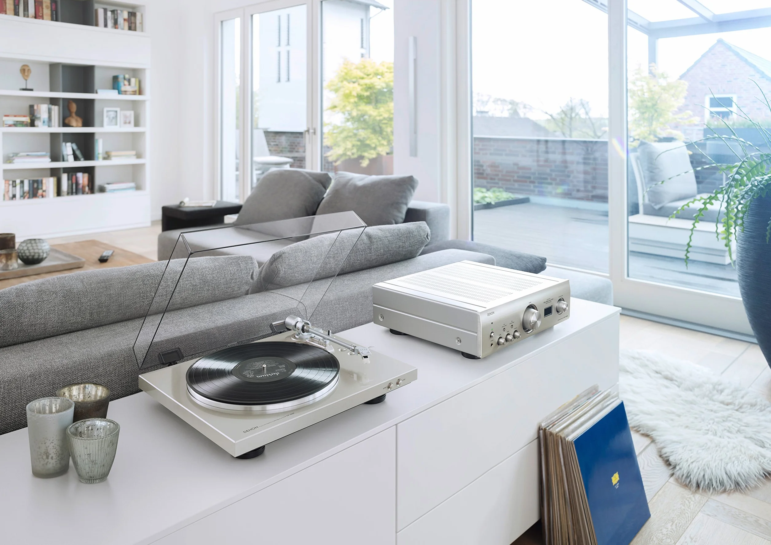 Denon DP-300F Gramofon, srebrny
