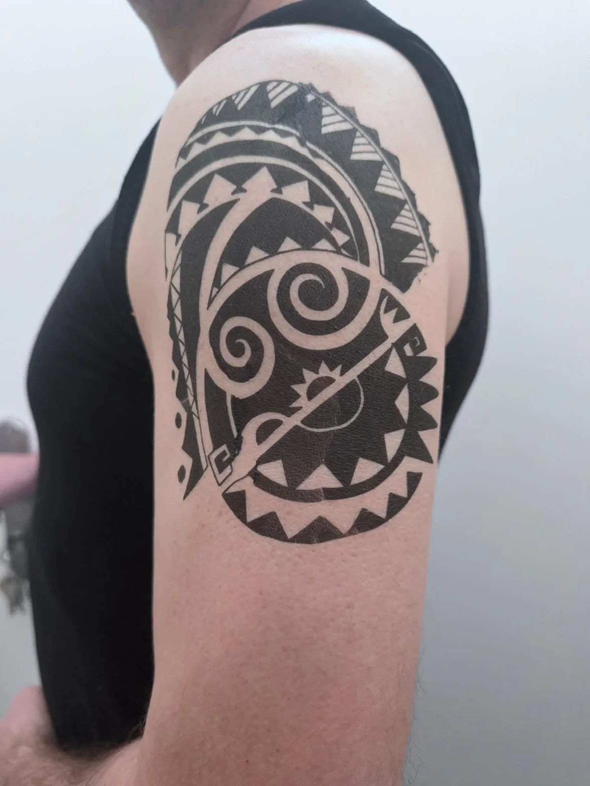 4 arkusze tymczasowego tatuażu Tribal Maori Design Tattoo HB4