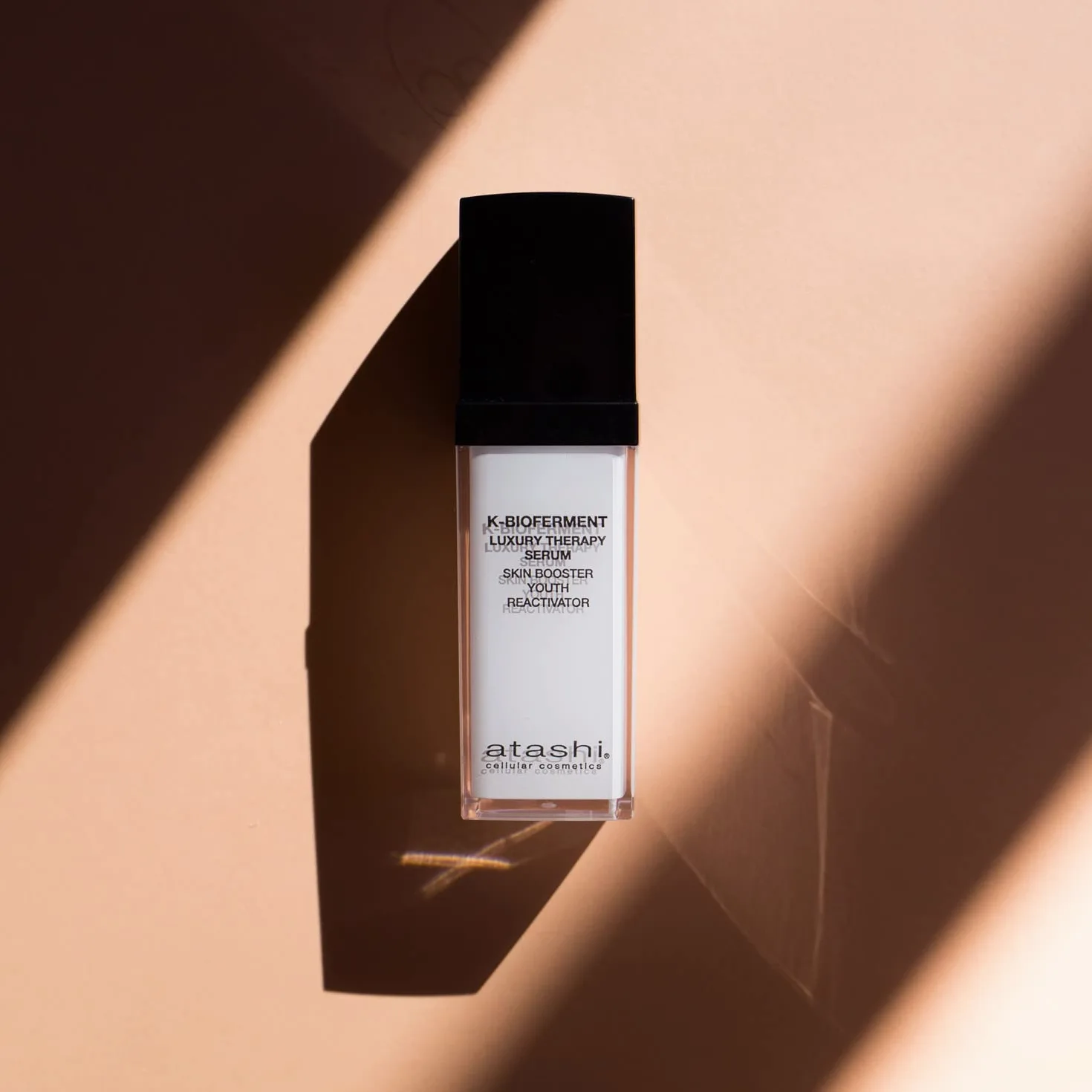 Atashi K-Bioferment | Therapy Luxury Serum Skin Booster | Serum aktywujące dla młodzieży | Rewitalizujące i regenerujące serum do twarzy przeciwstarzeniowe | Skóra wrażliwa i zestresowana | 30 ml