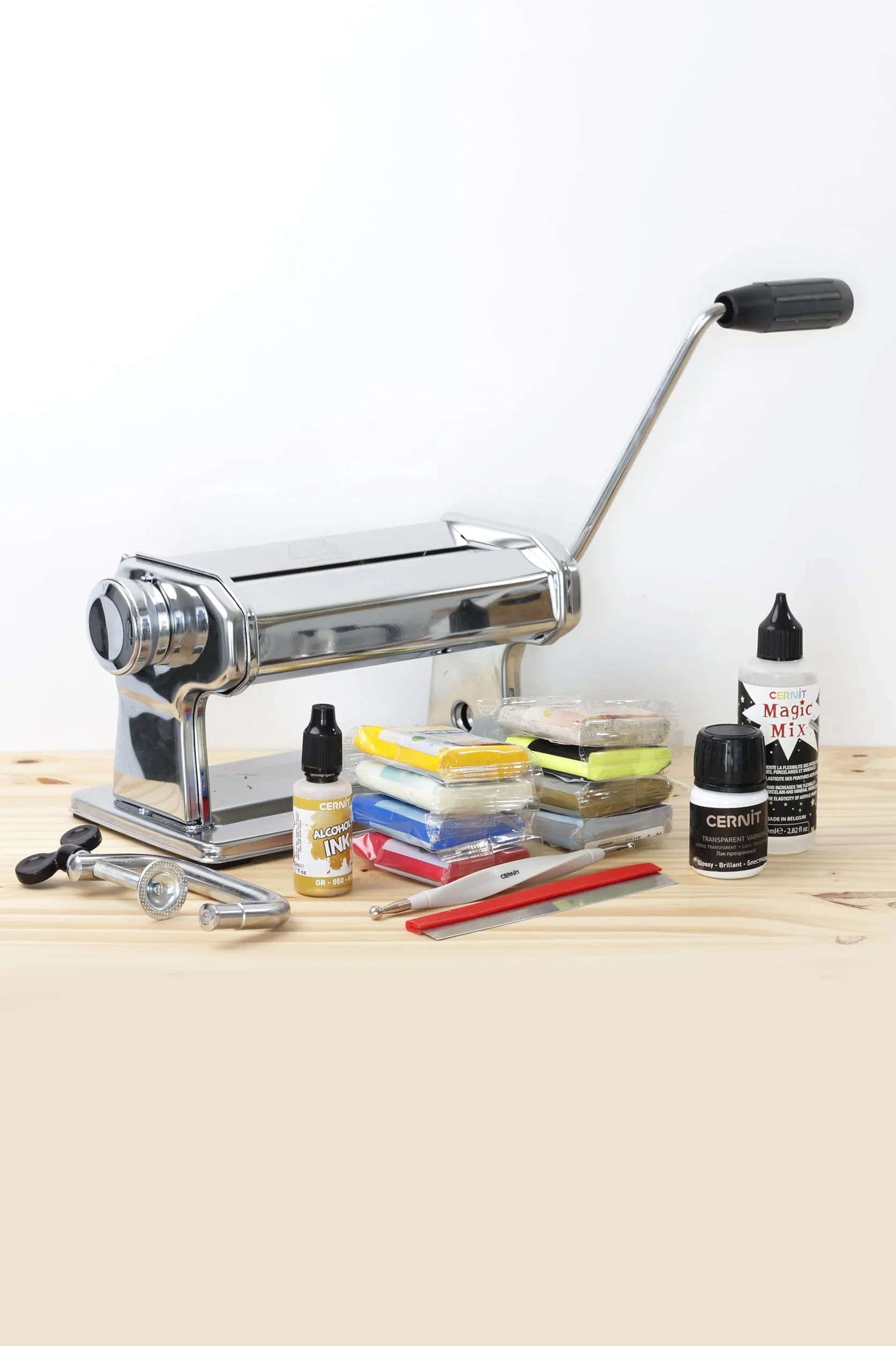 Maszynka do modeliny CERNIT CE901C – kompaktowa, chromowana stal