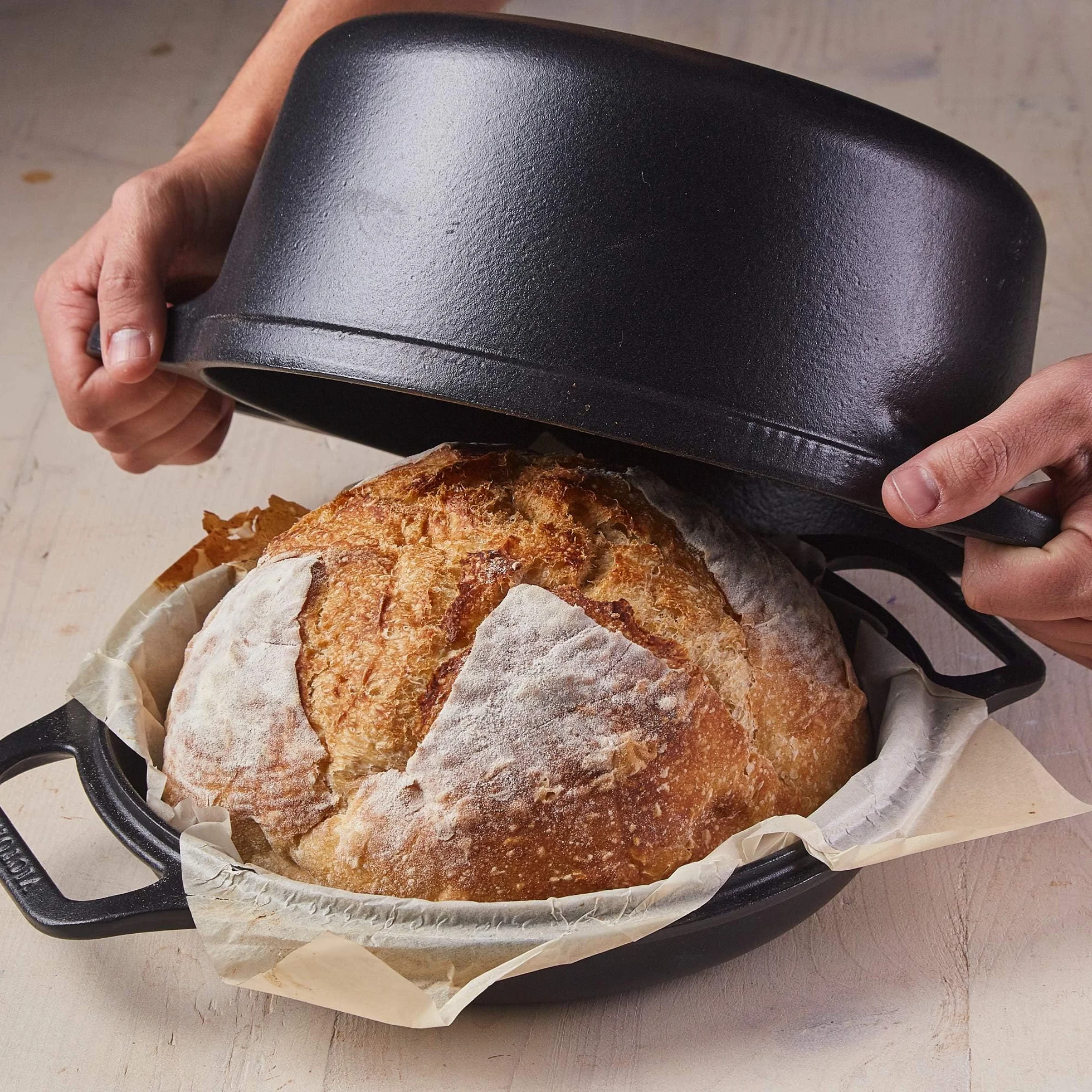 Victoria Garnek żeliwny emaliowany 27 cm Cocotte 5,7 l zestaw 2 szt.