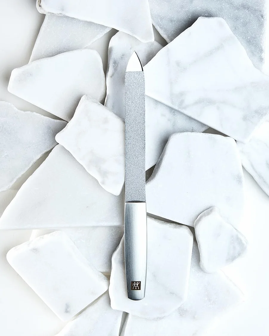 ZWILLING Pilnik do paznokci szafirowy (gruboziarniste i drobnoziarniste powierzchnie do skracania i modelowania, końcówka czyszcząca), premium, srebrny, 130 mm