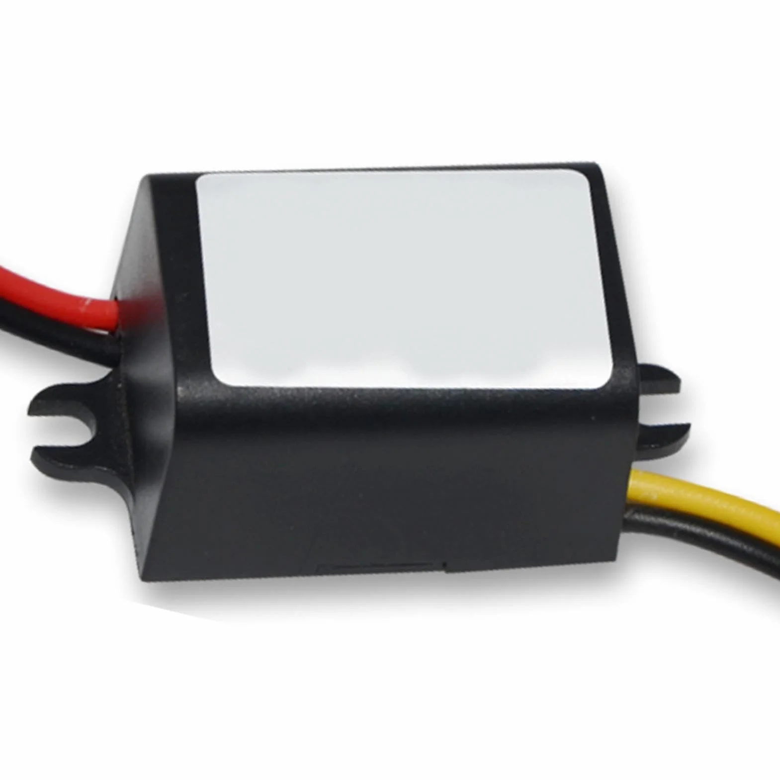 Przetwornica obniżająca napięcie DC-DC 12 V na 6 V, moduł transformujący napięcie z wyjściem 3A, przetwornica mocy do samochodu, stabilizator napięcia dla urządzeń elektronicznych