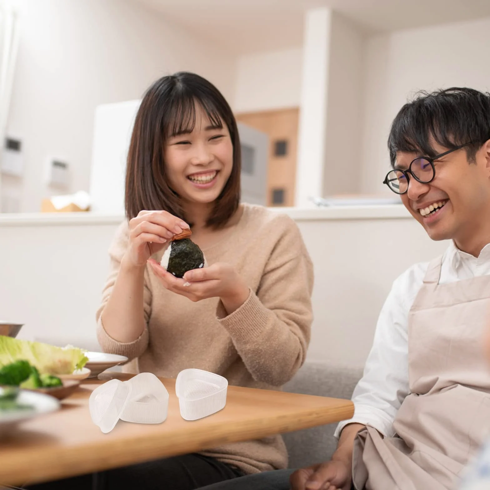 4 sztuki foremek do Onigiri trójkątna forma Onigiri Sushimaker może być używana do produkcji kulek ryżowych Sushi