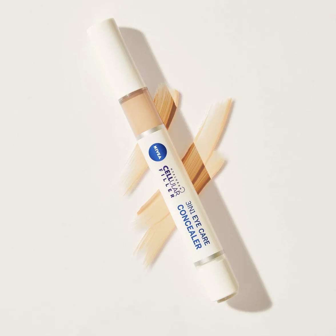 NIVEA HYALURON CELLULAR Filler Krem korygujący cienie pod oczami 3w1 z kwasem hialuronowym, odcień jasny, 4 ml