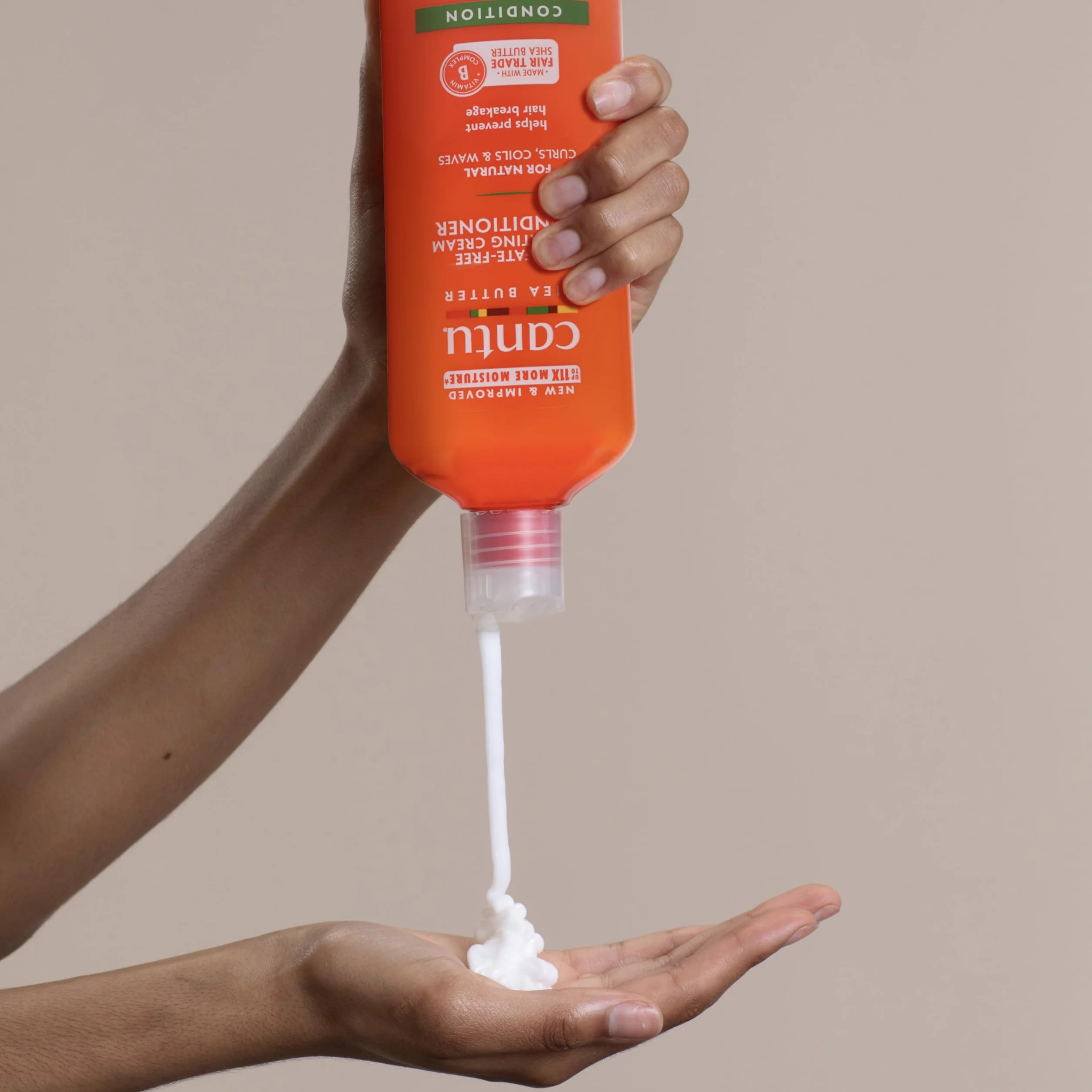 Cantu Shea Butter Nawilżająca Odżywka w Kremie 400 ml