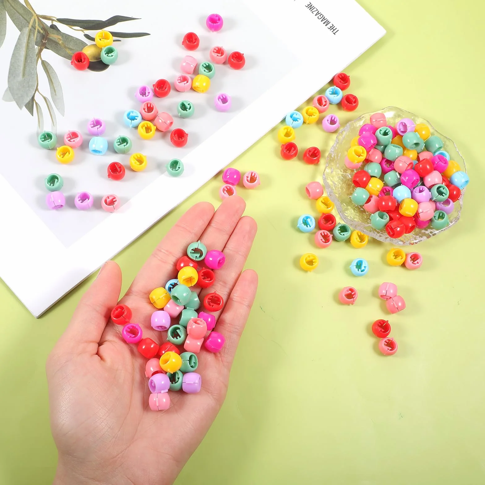 150 sztuk kolorowych koralików do włosów z klipsami do włosów, mini okrągłe koraliki do włosów, spinki do włosów dla dzieci, tworzywo sztuczne, klipsy do włosów, koński ogon, warkocz, 150