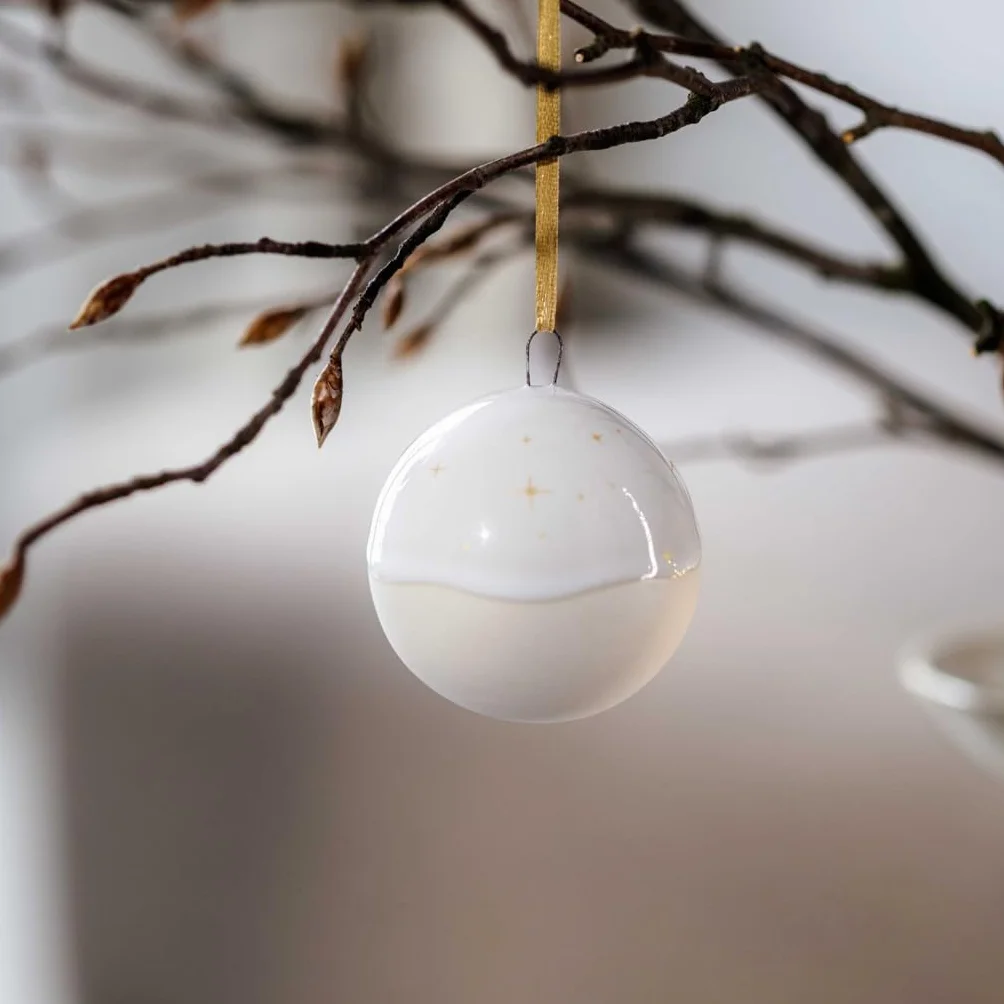 Villeroy & Boch ozdobna bombka Winter Glow dekoracja świąteczna z porcelany Premium
