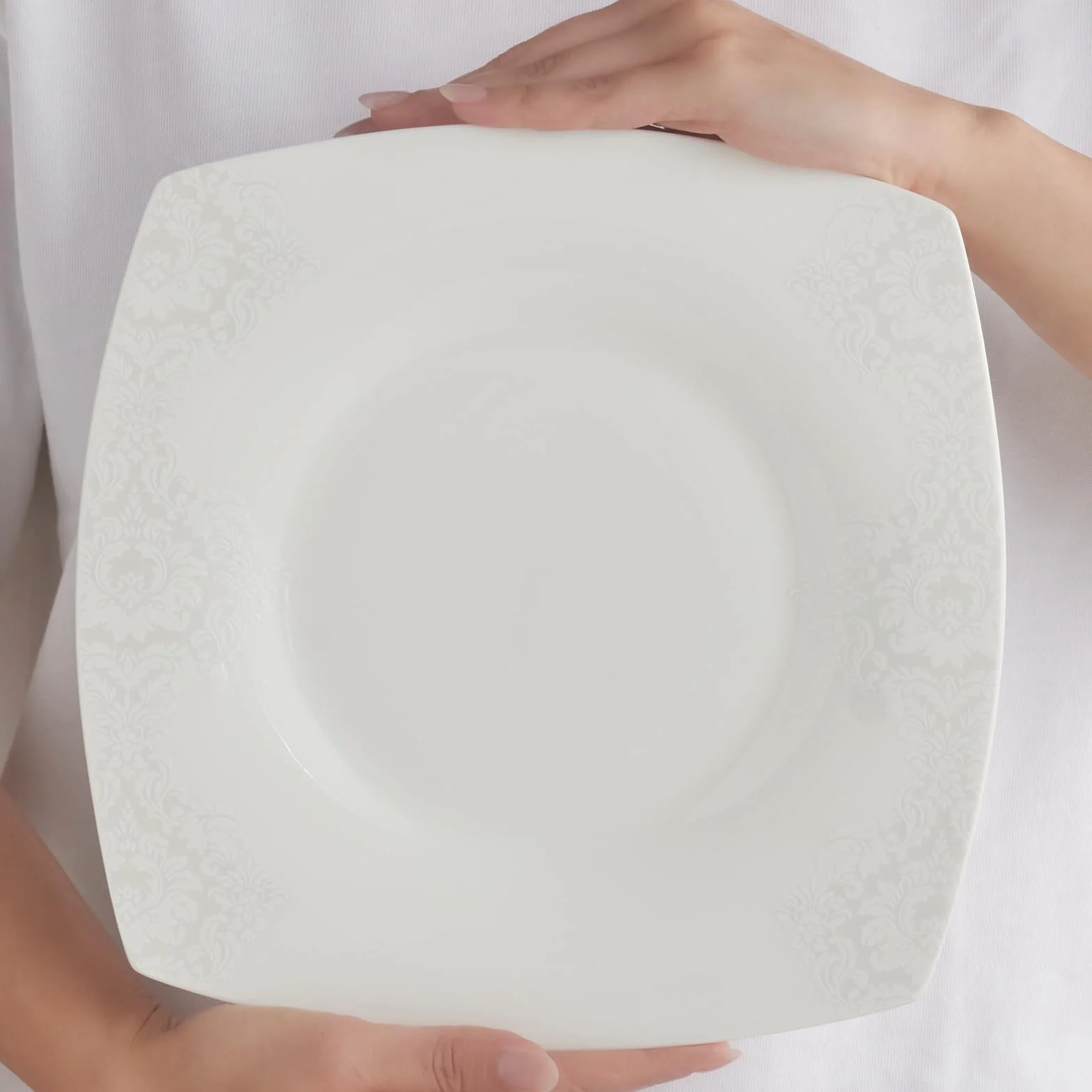 Karaca Fine Pearl Helen 26-częściowy serwis śniadaniowy, prostokątny kubek do kawy dla 6 osób, serwis łączony, biały, porcelanowa zastawa stołowa, na stół śniadaniowy lub stół stołowy
