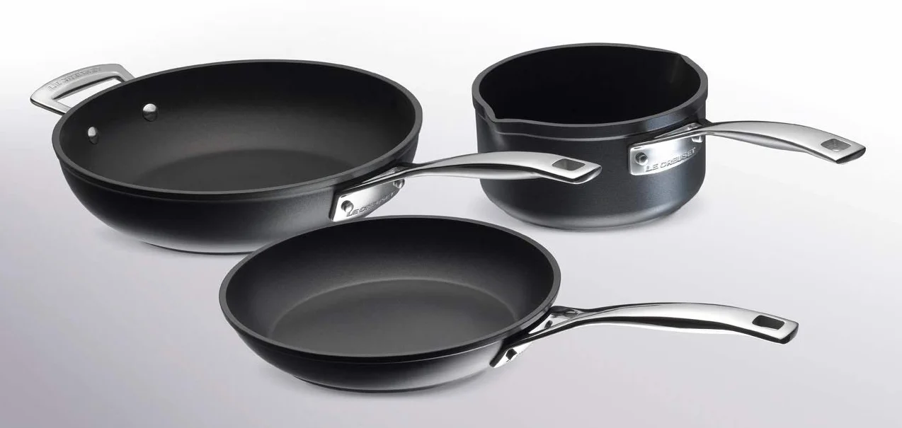 Le Creuset Wzmocniona nieprzywierająca patelnia 22 cm, aluminiowa