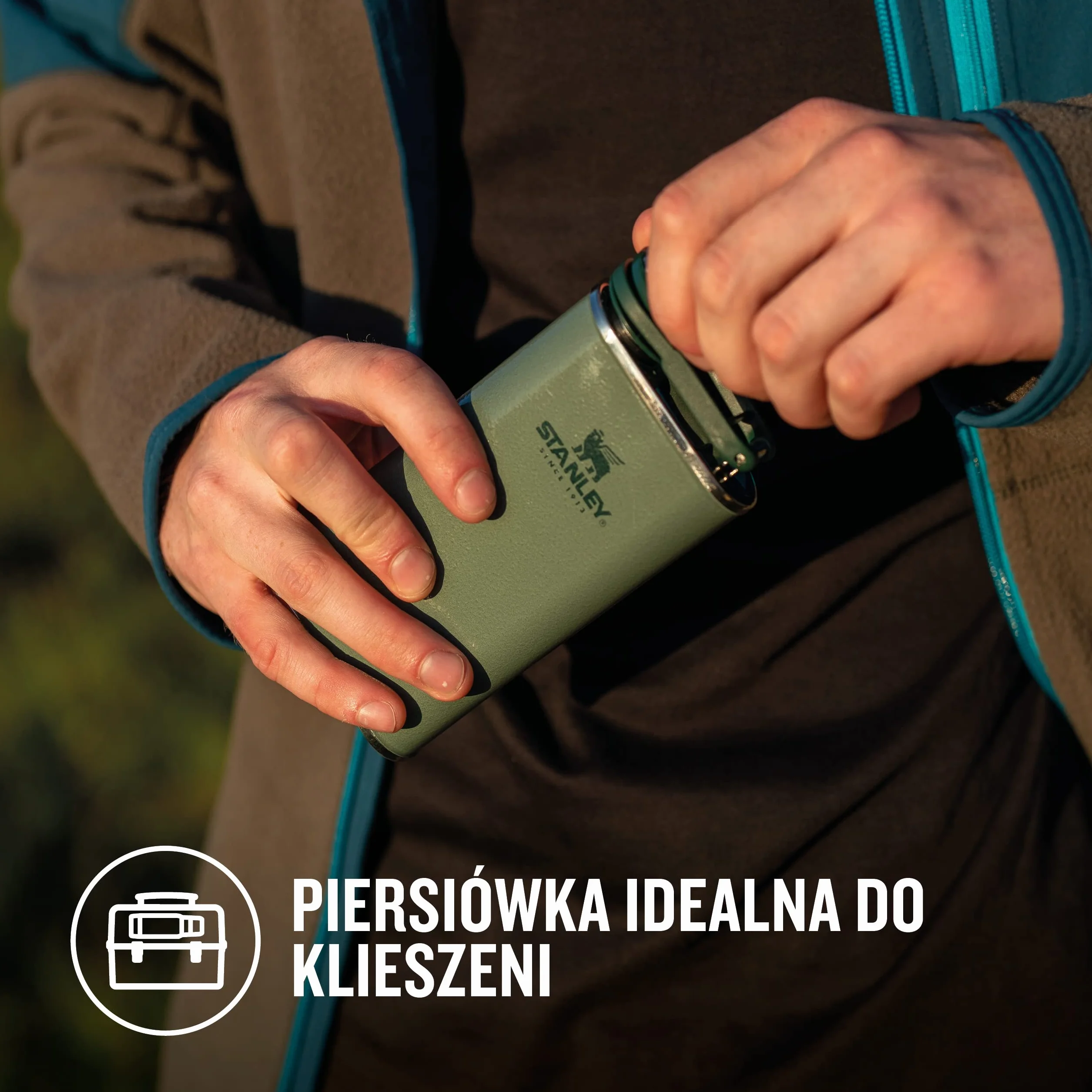 Stanley 1913 Classic Wide Mouth Flask 0.23L Hammertone Green with Never-Lose Cap - Piersiówka ze Stali Nierdzewnej z szerokim otworem do łatwego napełniania i nalewania - Szczelna piersiówka BEZ BPA