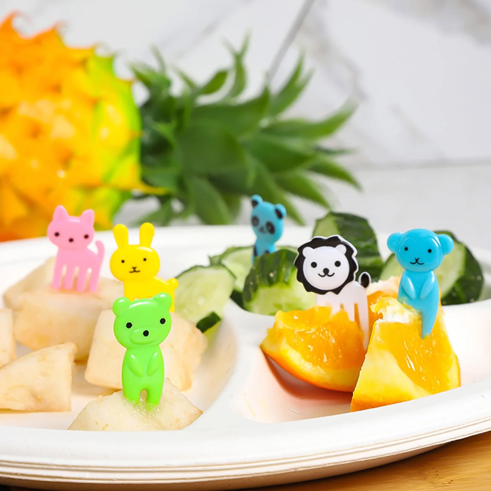 70 sztuk widelczyków do owoców dla dzieci, do przygotowywania posiłków, mini kreskówki, wielokrotnego użytku, widelcze z tworzywa sztucznego, na desery, owoce, obiady,