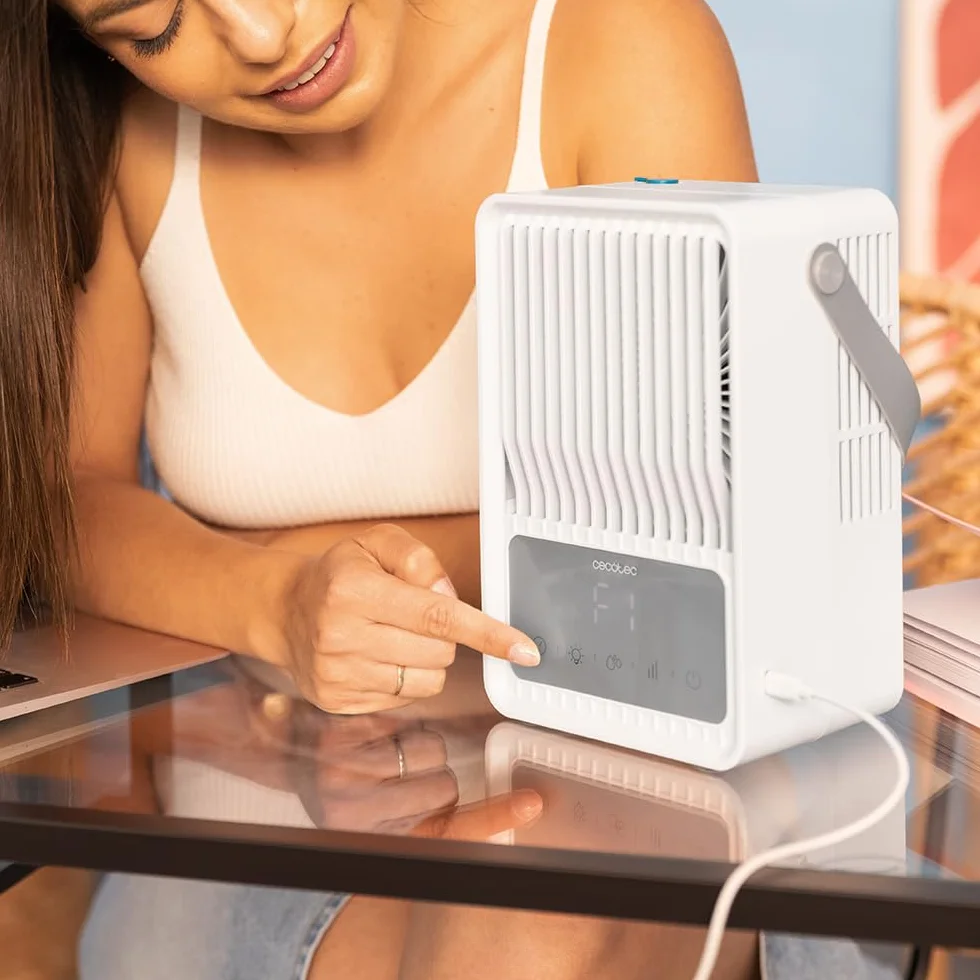 Cecotec EnergySilence 500 DeskChill Inteligentny klimatyzator biurkowy 500 ml sterowanie dotykowe 3 prędkości timer 8-godzinny