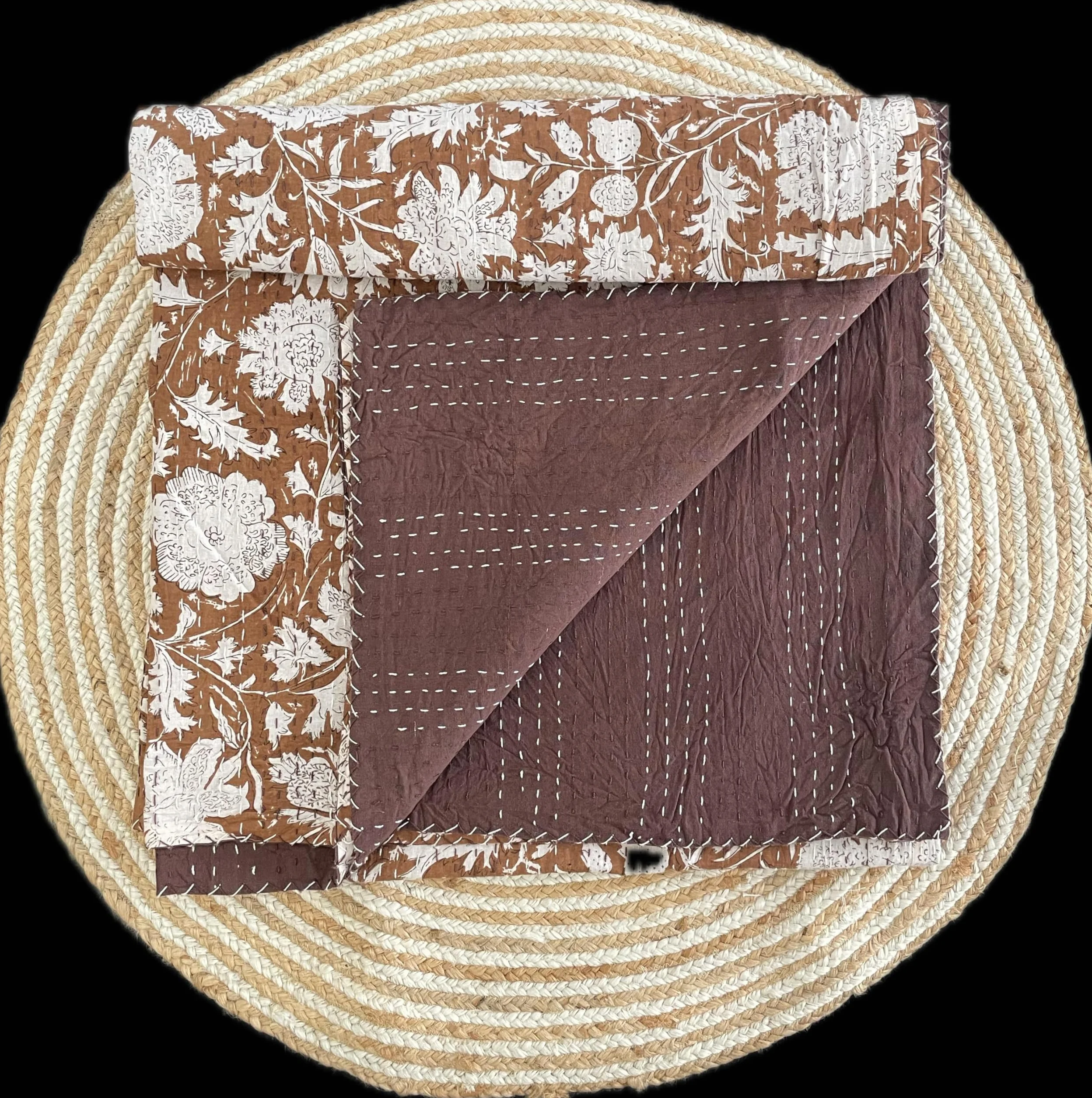 Koc Kantha bawełniany ręcznie robiony narzuta queen size 152x228 cm boho ciemnobrązowy