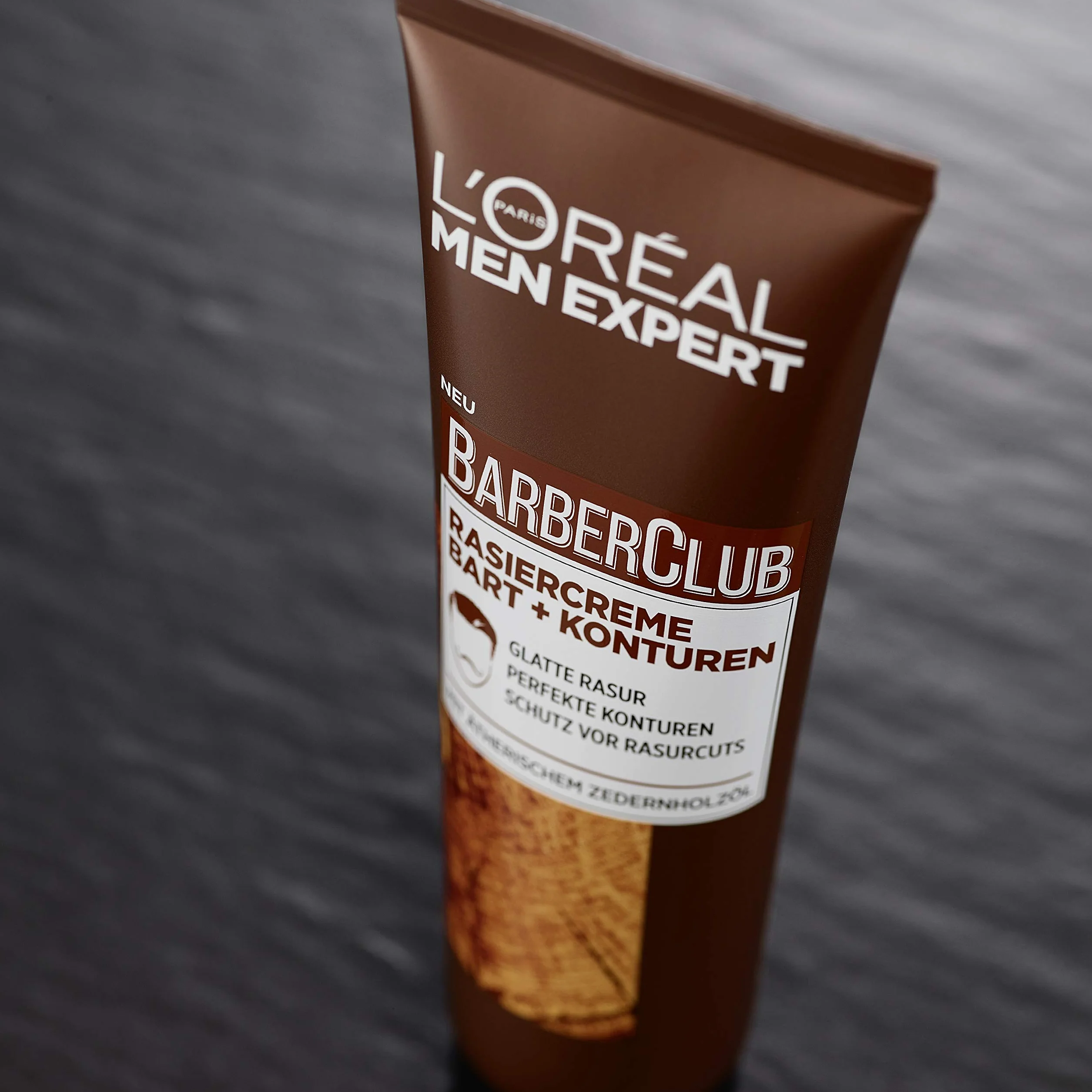 L'Oréal Men Expert Pielęgnacja brody, krem do golenia zapewnia gładkie golenie i wyraźne kontury twarzy, olejek eteryczny z drewna cedrowego, Barber Club, 2 x 150 ml