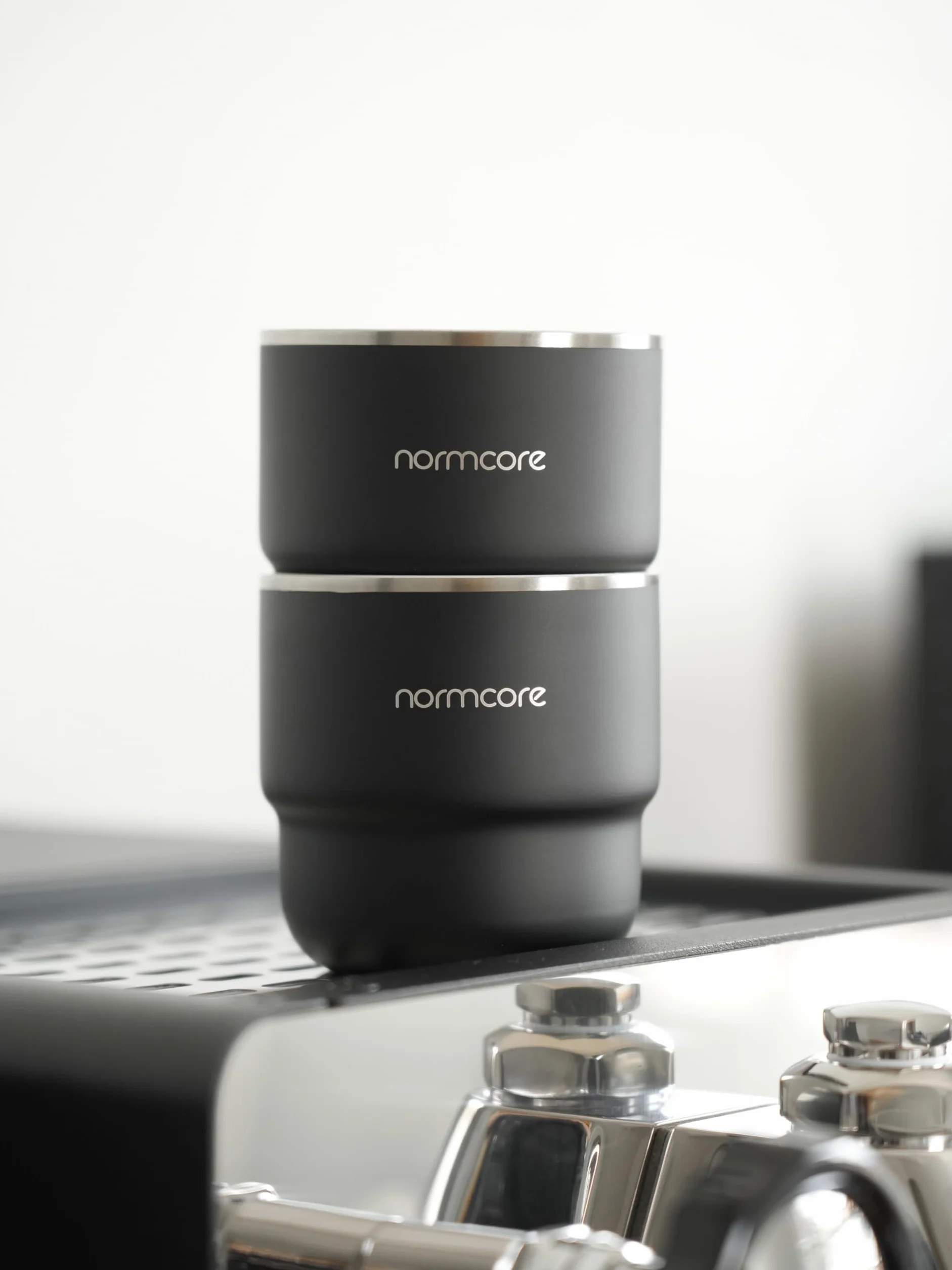 Normcore Filiżanki do kawy espresso 200 ml kubki ze stali nierdzewnej z powłoką ceramiczną 2 sztuki czarne