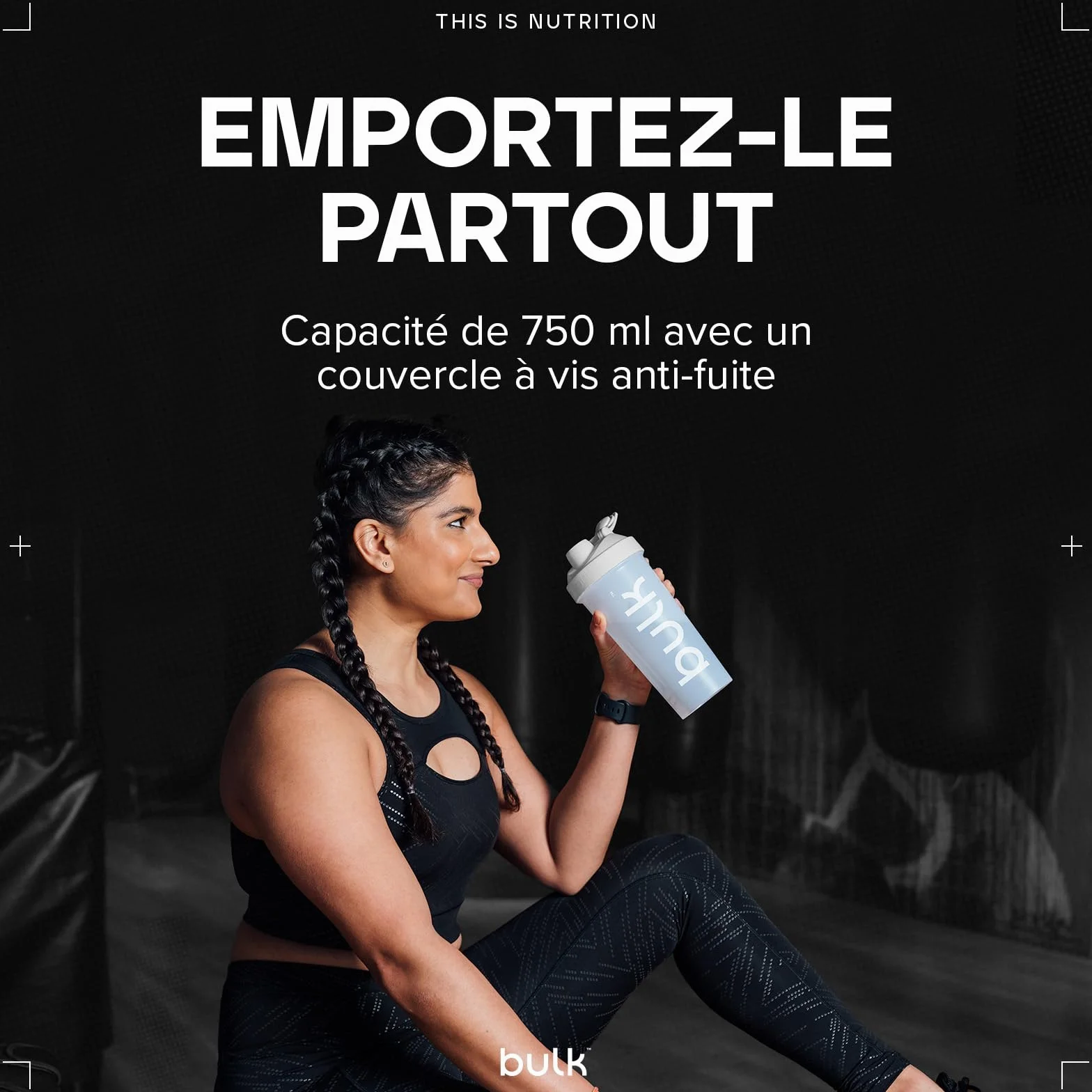 Bulk Shaker Iconic z kulką drucianą 750ml