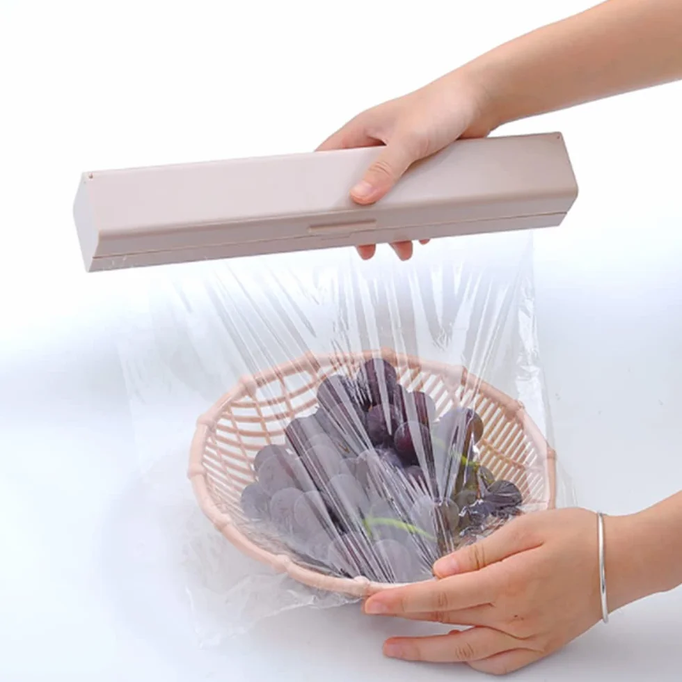 Plastikowy dozownik wielokrotnego użytku, pojemnik do przechowywania w gospodarstwie domowym, tylny magnes, nóż do folii samoprzylepnej, narzędzia kuchenne do papieru woskowego, folia aluminiowa (biały)