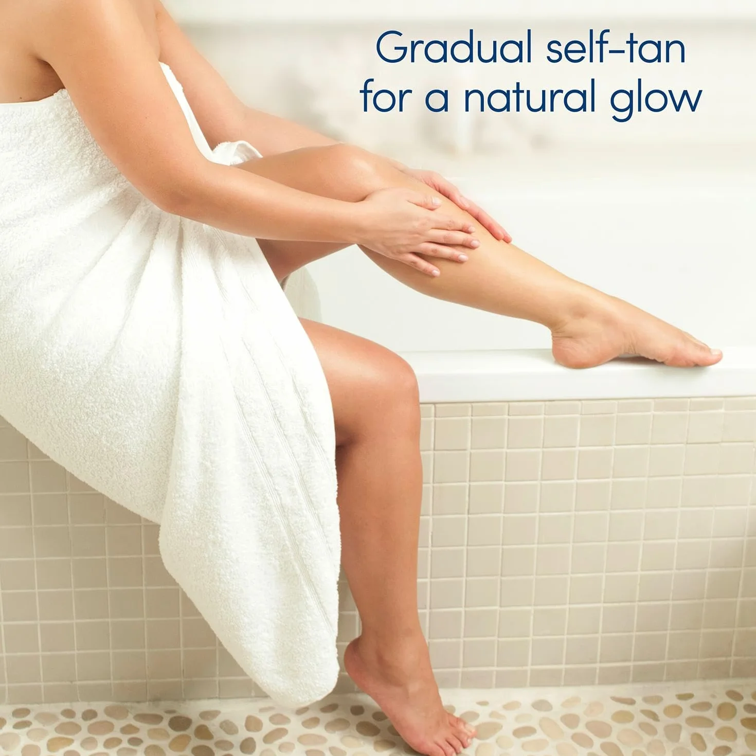 Dove DermaSpa Summer Revived Skin Gradual Fake Tan Body Mousse mus do ciała, bez smug, do skóry średniej i ciemnej, dla mężczyzn i kobiet, pielęgnacja nawilżająca przez 48 godzin, na urlop, naturalny