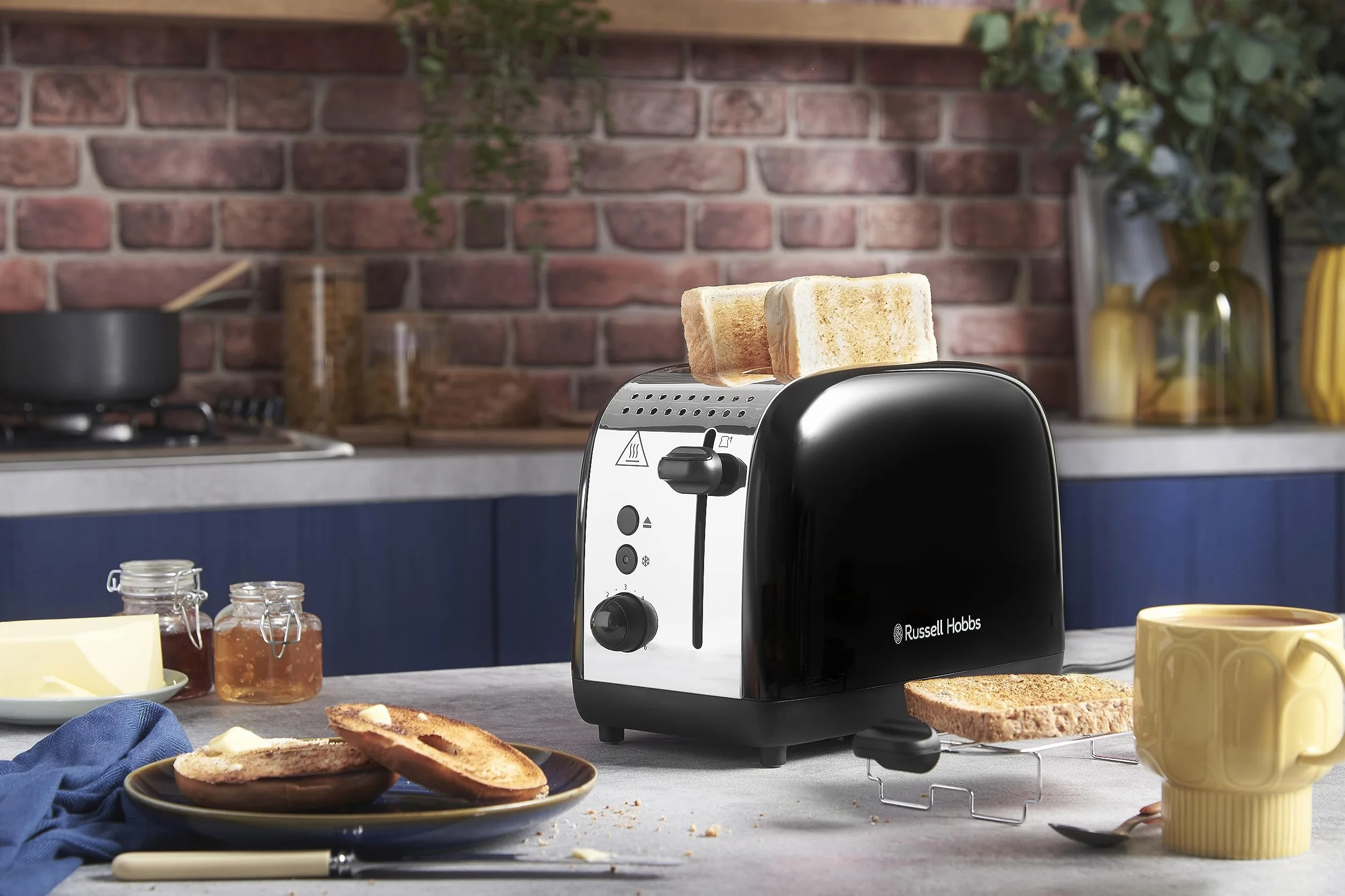 Russell Hobbs toster, na 2 kromki, bardzo szerokie szczeliny na tosty, nasadka do bułek, 6 ustawień opiekania, funkcja rozmrażania i Lift & Look, 1670W, stal nierdzewna, czarny, Colors Plus 26550-56