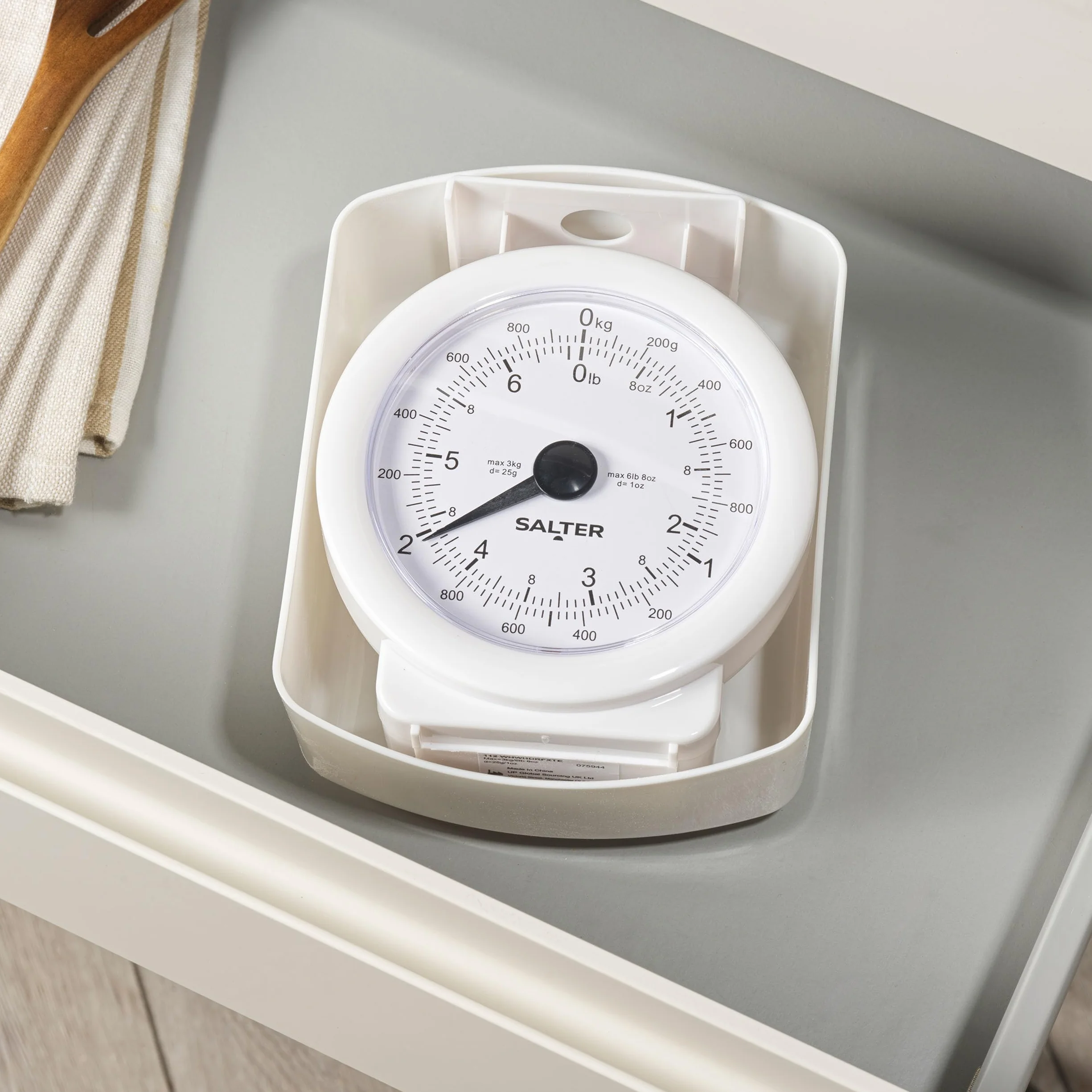 Salter Mechaniczna waga kuchenna 3 kg analogowa biała