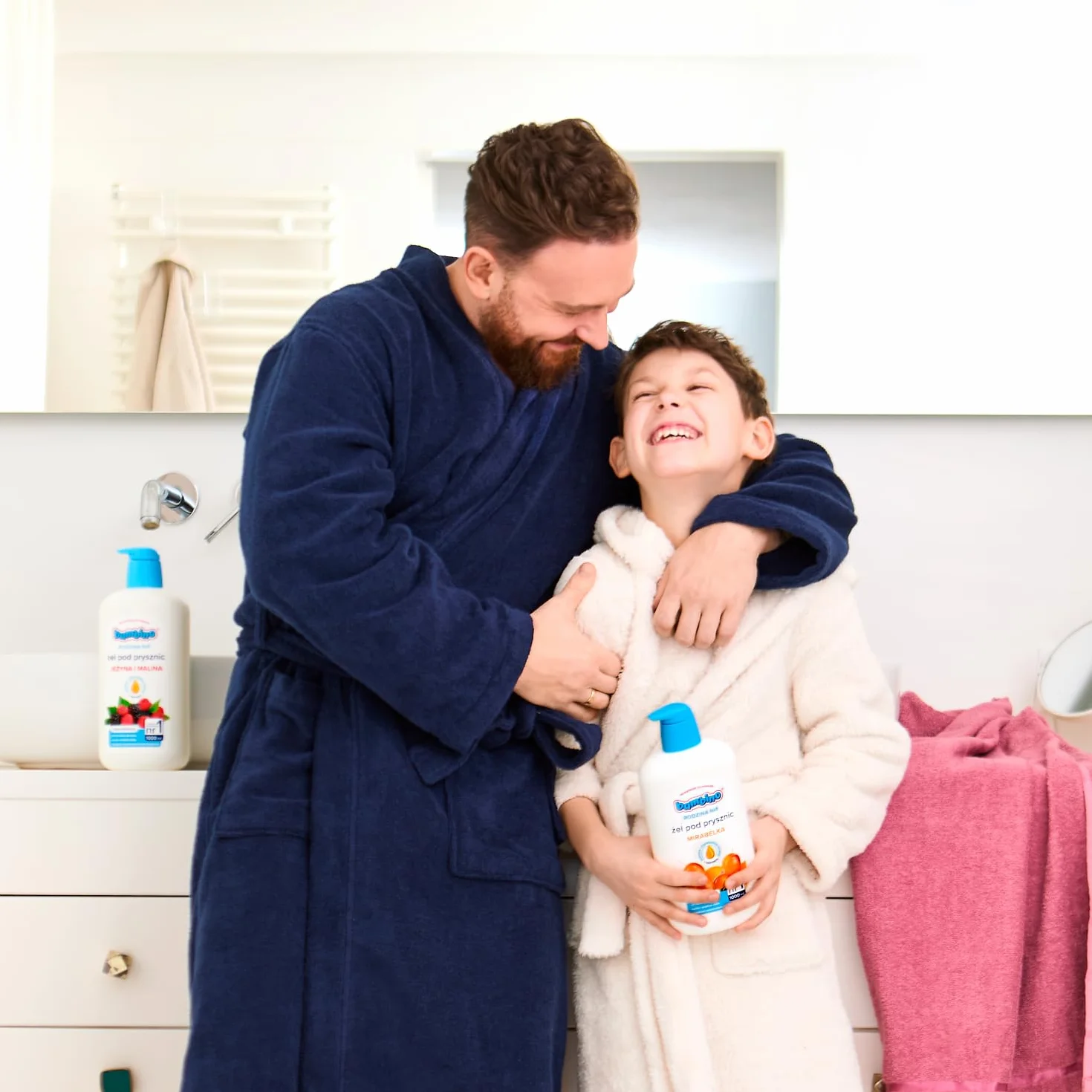 Bambino RODZINA Hiperdelikatny Żel pod prysznic o zapachu mirabelki 1000 ml : Amazon.pl: Uroda