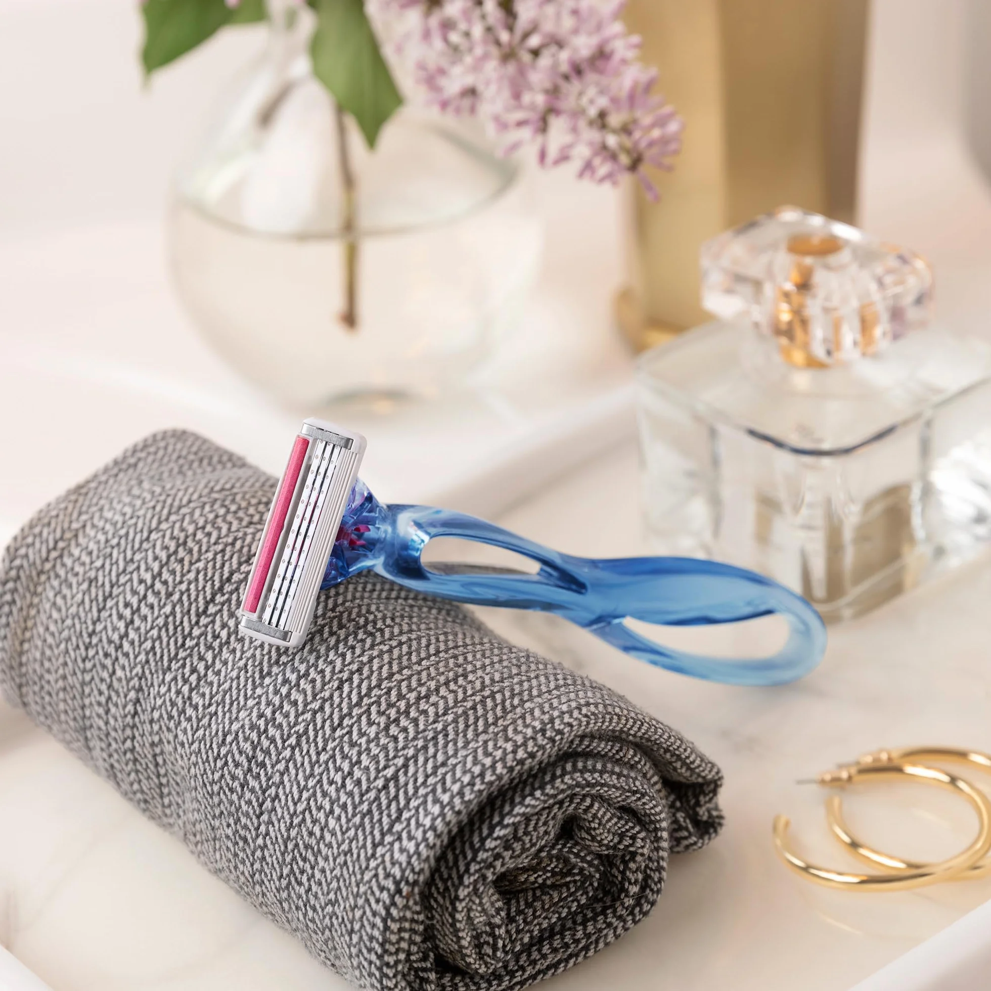 BIC Click 3 Soleil Sensitive damskie wkłady do golarki, 3 ruchome ostrza i pasek smarowy - pudełko z 8 wkładami