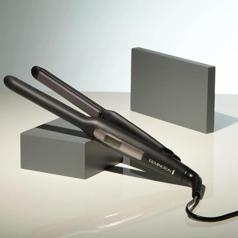Remington Prostownica do włosów Pro-Ceramic Extra Slim do krótkich włosów, brody i fryzur typu pixie (ruchome płytki, zaawansowana powłoka ceramiczna, 9 ustawień 150-230°C, szybkie nagrzewanie) S5515