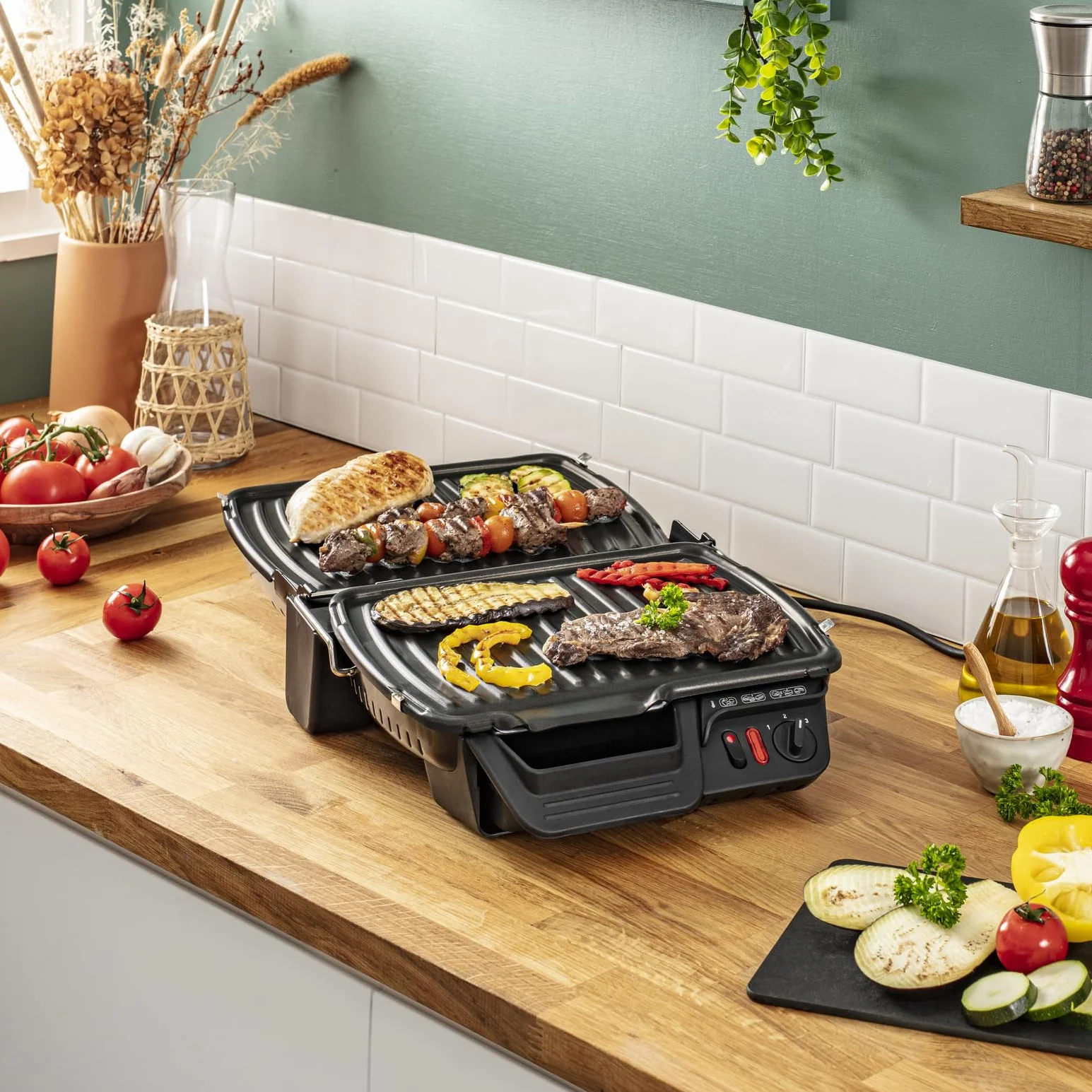 TEFAL GC3050 Ultra Compact Classic Grill Elektryczny, regulowany termostat, nieprzywierająca powłoka, srebrny