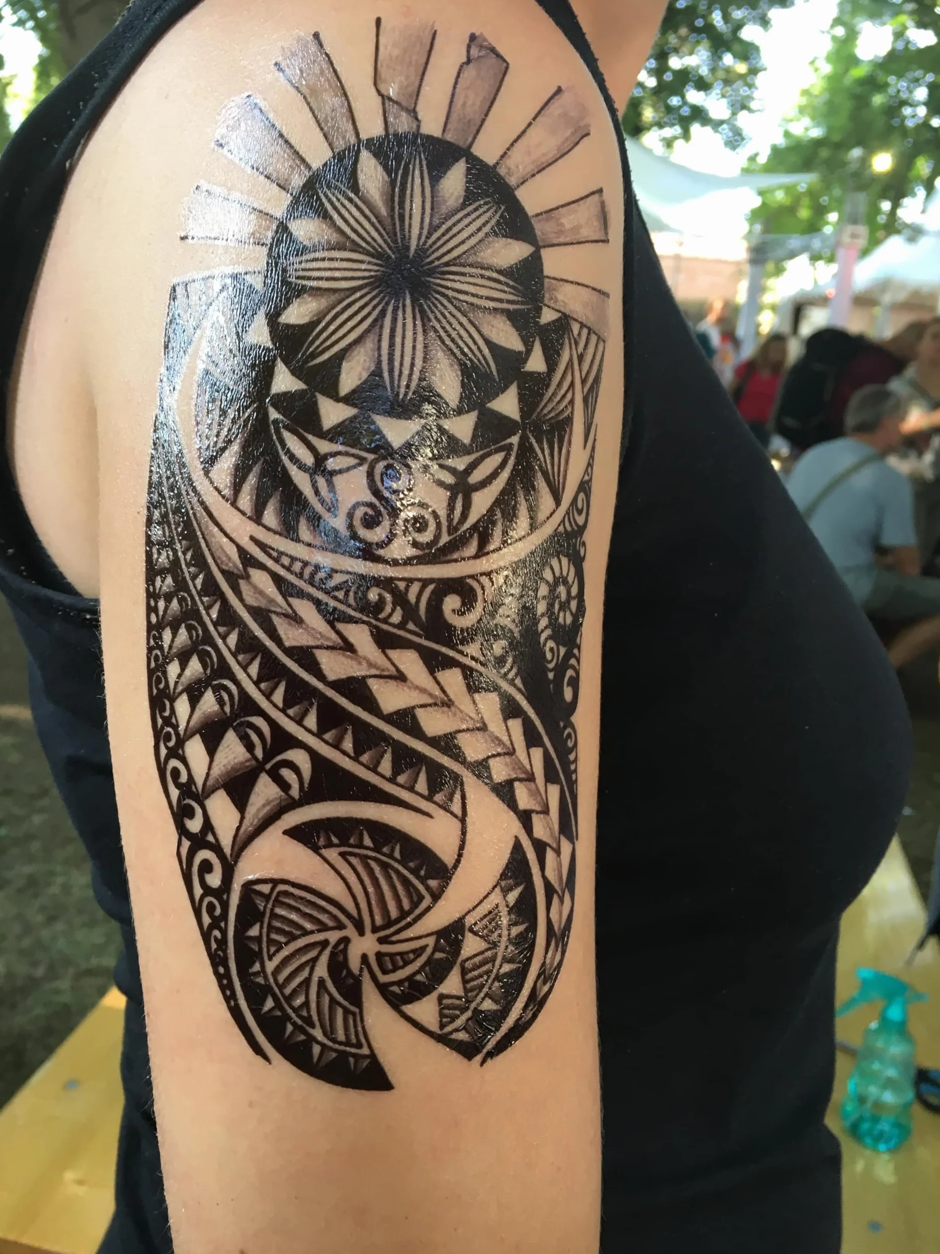 4 arkusze tymczasowego tatuażu Tribal Maori Design Tattoo HB4