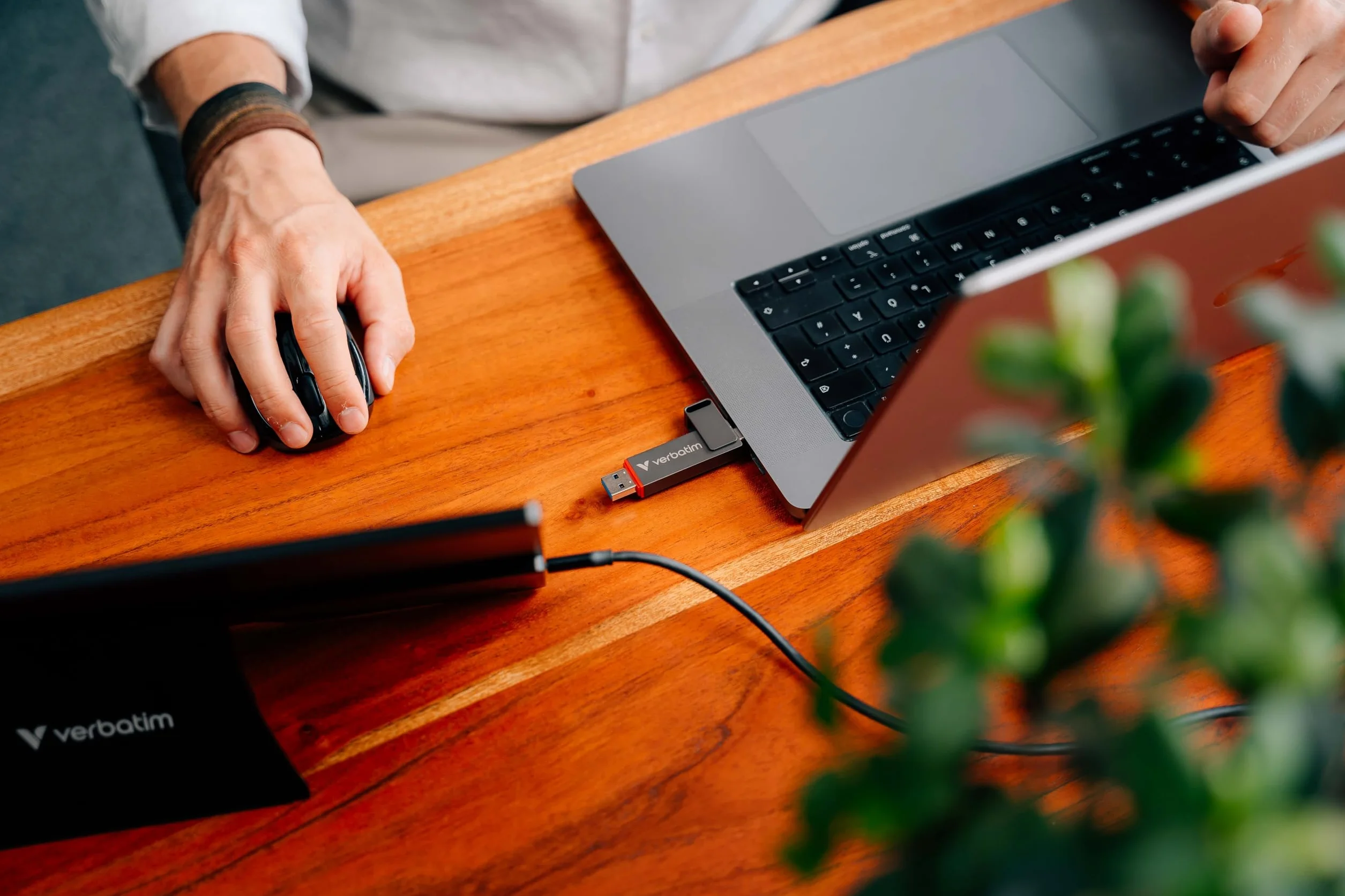 Verbatim Dual QuickStick, 128 GB, zewnętrzny dysk USB C/USB-A 3.2 Gen 1, High-Speed USB do 530 MB/s, bardzo szybka pamięć do telefonu komórkowego, laptopa, komputera i notebooka