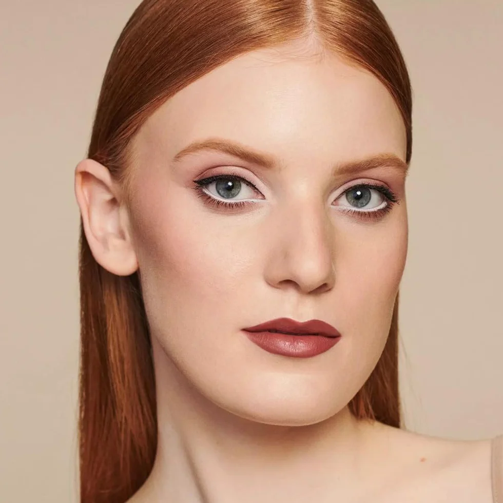 Catrice Konturówka do ust Plumping, nawilżanie, długotrwały, matujący, intensywny kolor, matowy (0.35g)