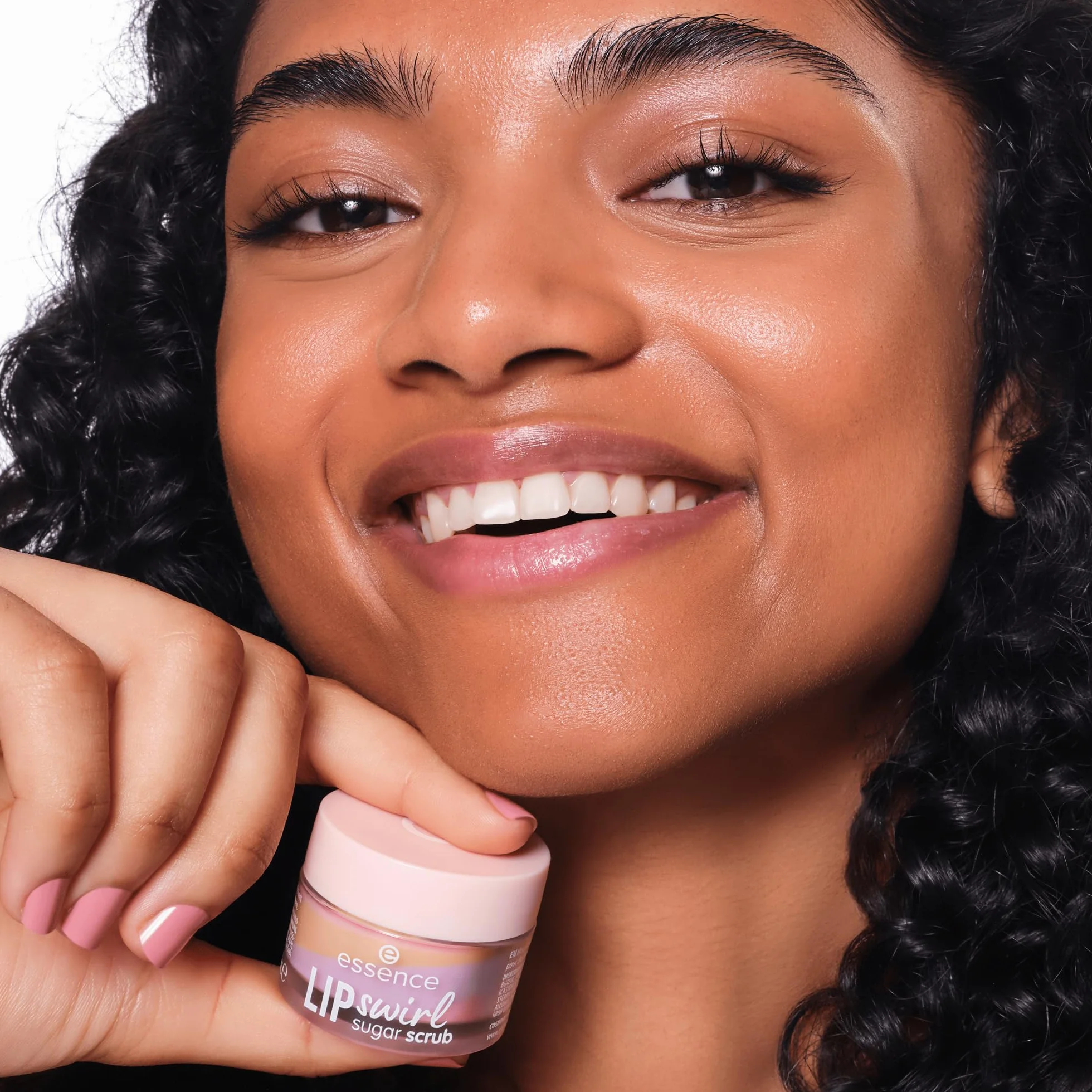essence Cukrowy peeling do ust LIP swirl, opieka, naturalny (8g)