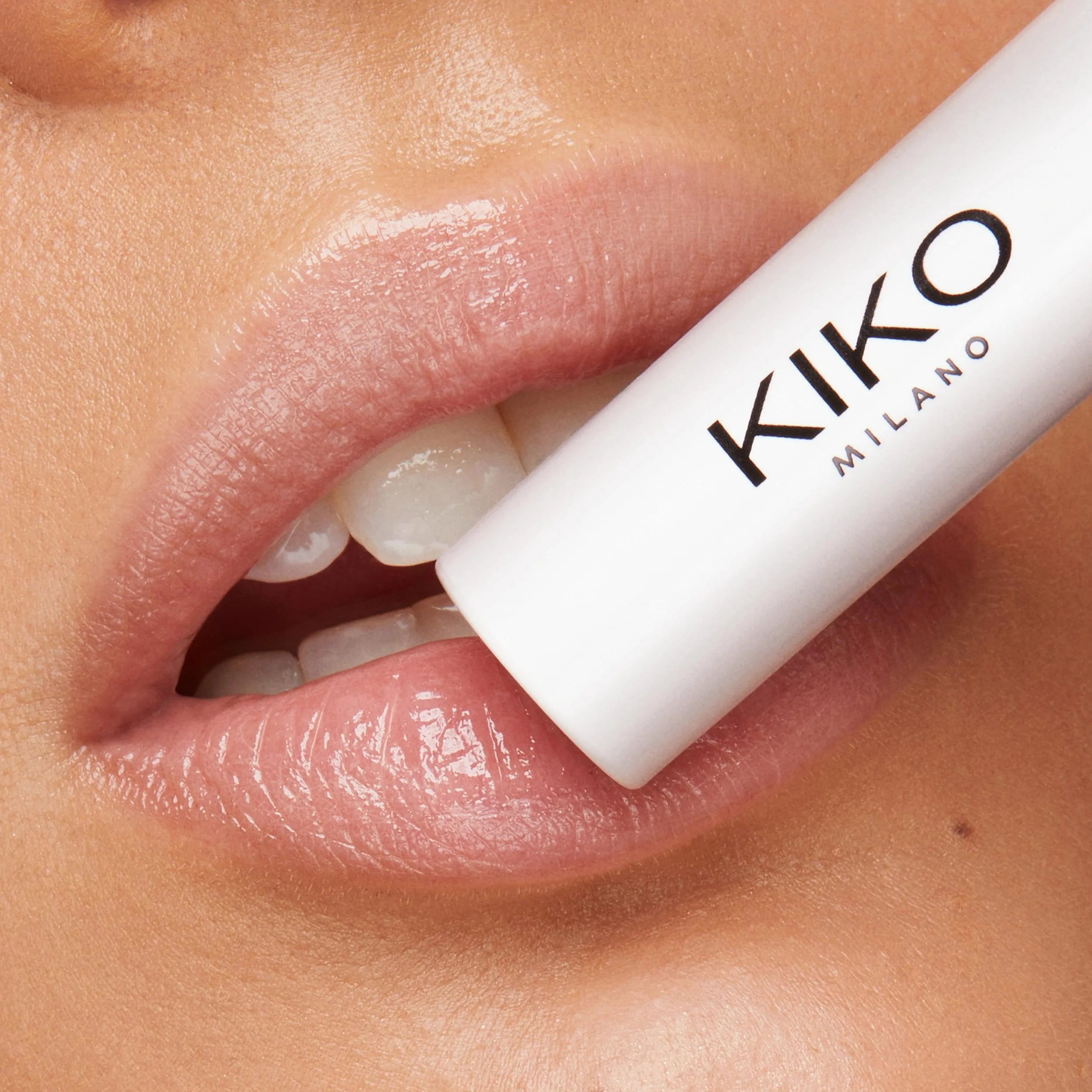 KIKO Milano Lip Volume Stylo 01, Nawilżający Balsam Do Ust Z Efektem Zwiększającym Objętość