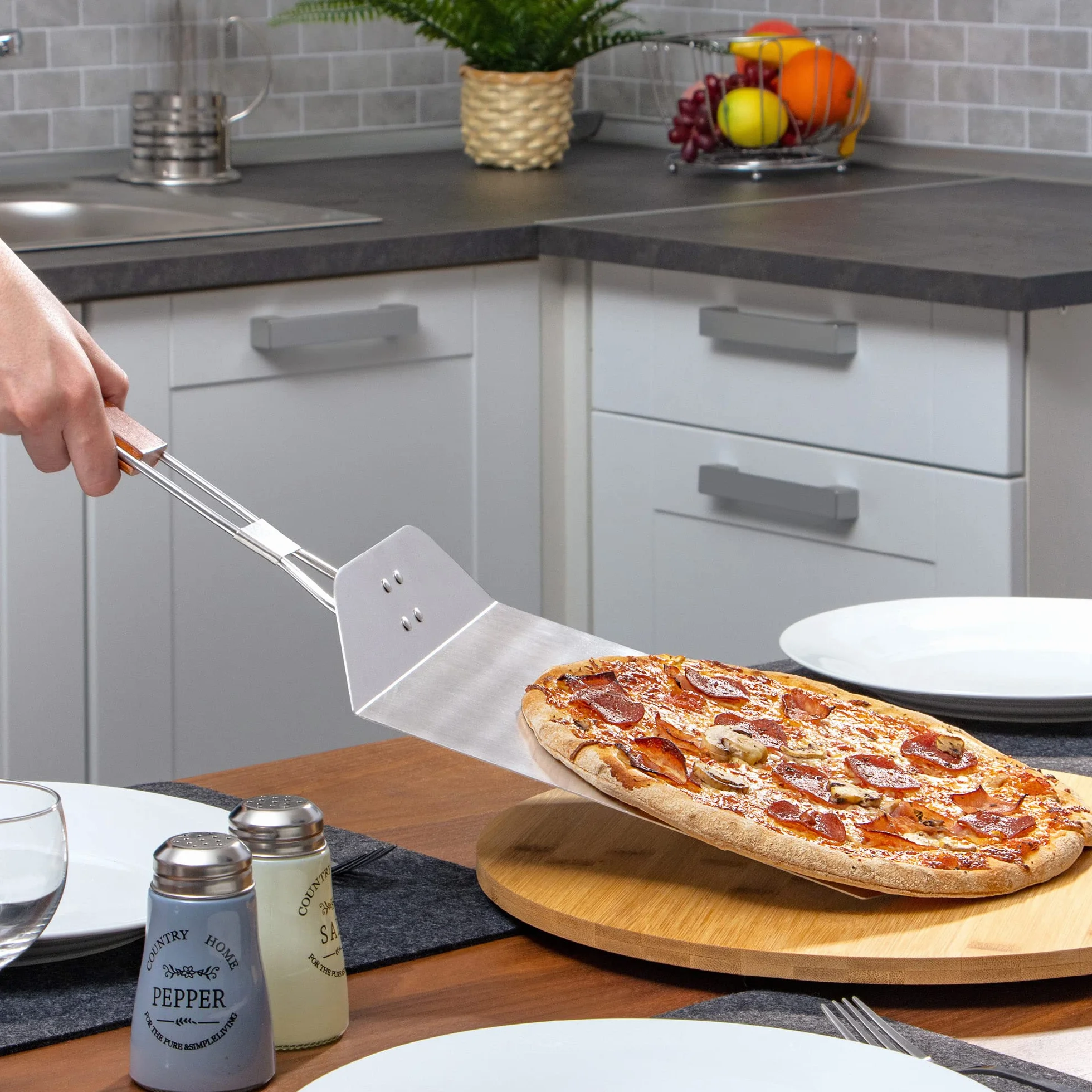 COM-FOUR Skórka do pizzy ze stali nierdzewnej 430 składany uchwyt srebrny czarny