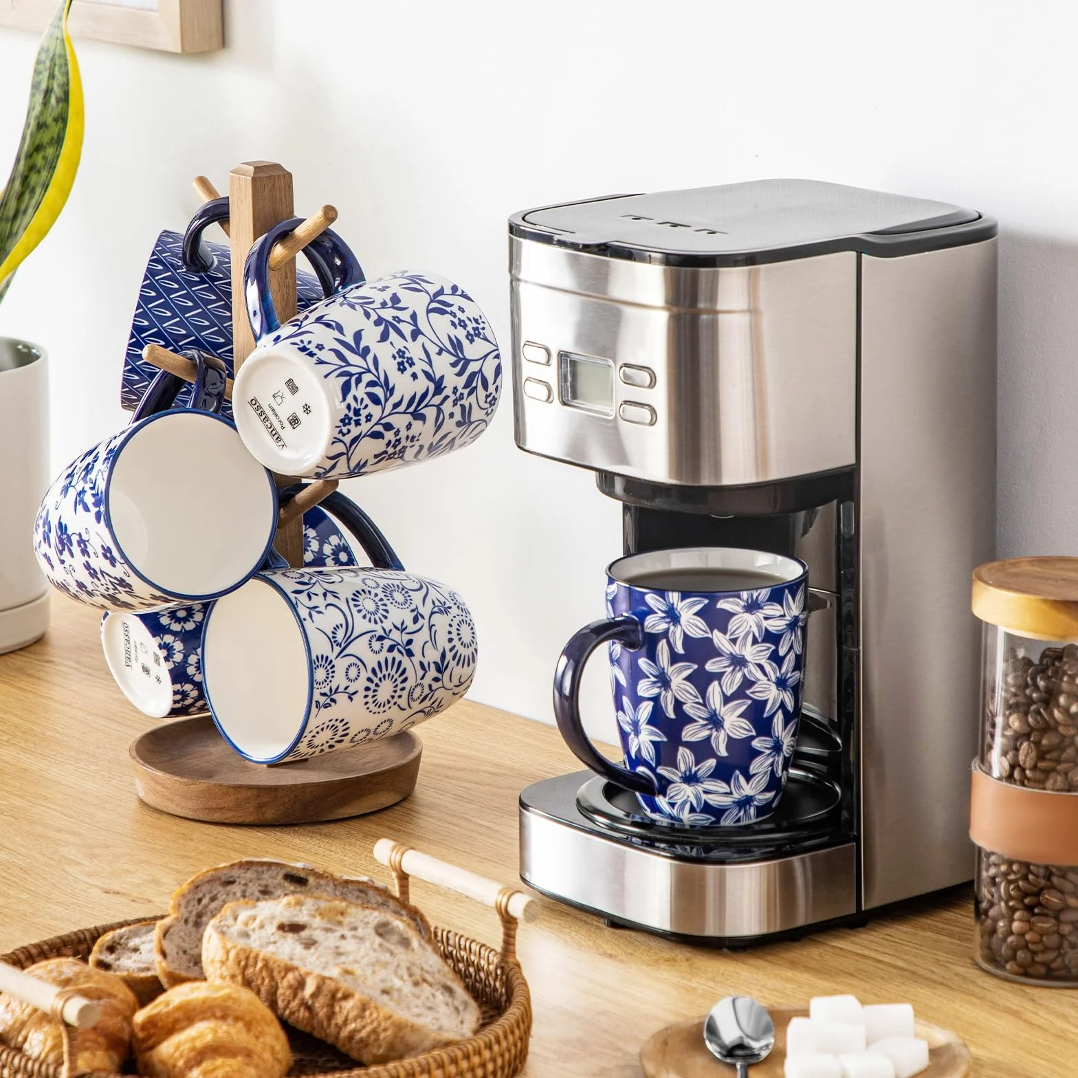 Vancasso Zestaw 6 kubków Selene 480 ml ceramiczne filiżanki do kawy vintage niebiesko-biały