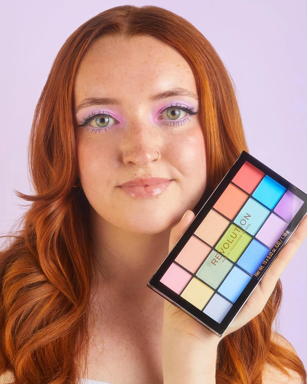 Revolution Beauty London Paleta cieni do powiek, metaliczne i matowe kolory do oczu, 15 odcieni, ciasto cukrowe, 16,5 g