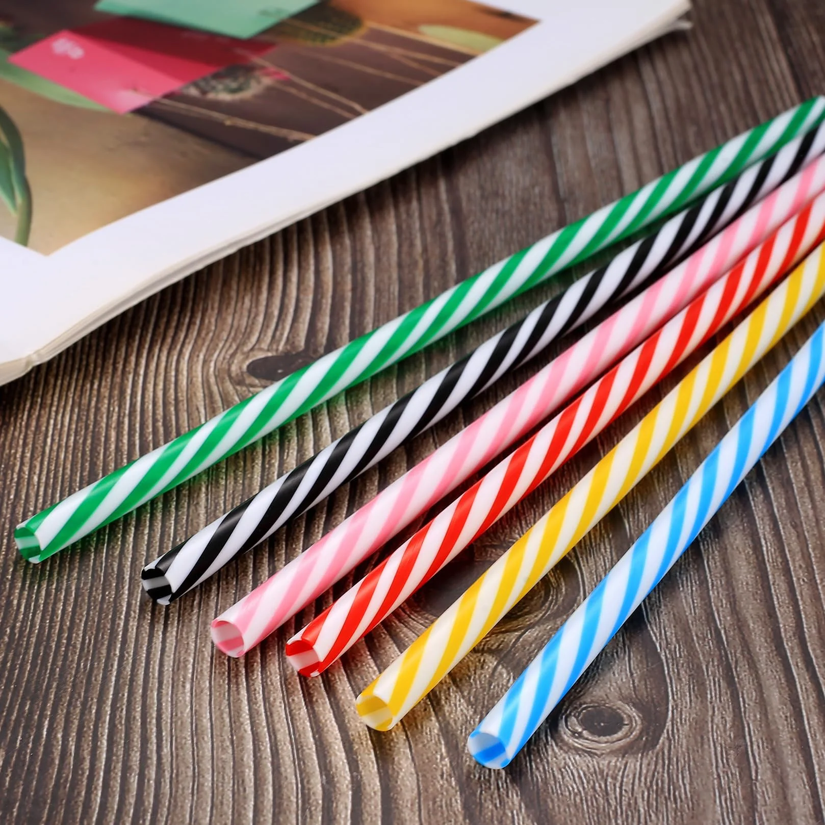 60 sztuk słomek wielokrotnego użytku, plastikowe słomki do koktajli, 23 cm, kolorowe słomki do picia, wielokrotnego użytku, do smoothie, napojów, soków, gorących napojów, rurek do picia, z 3