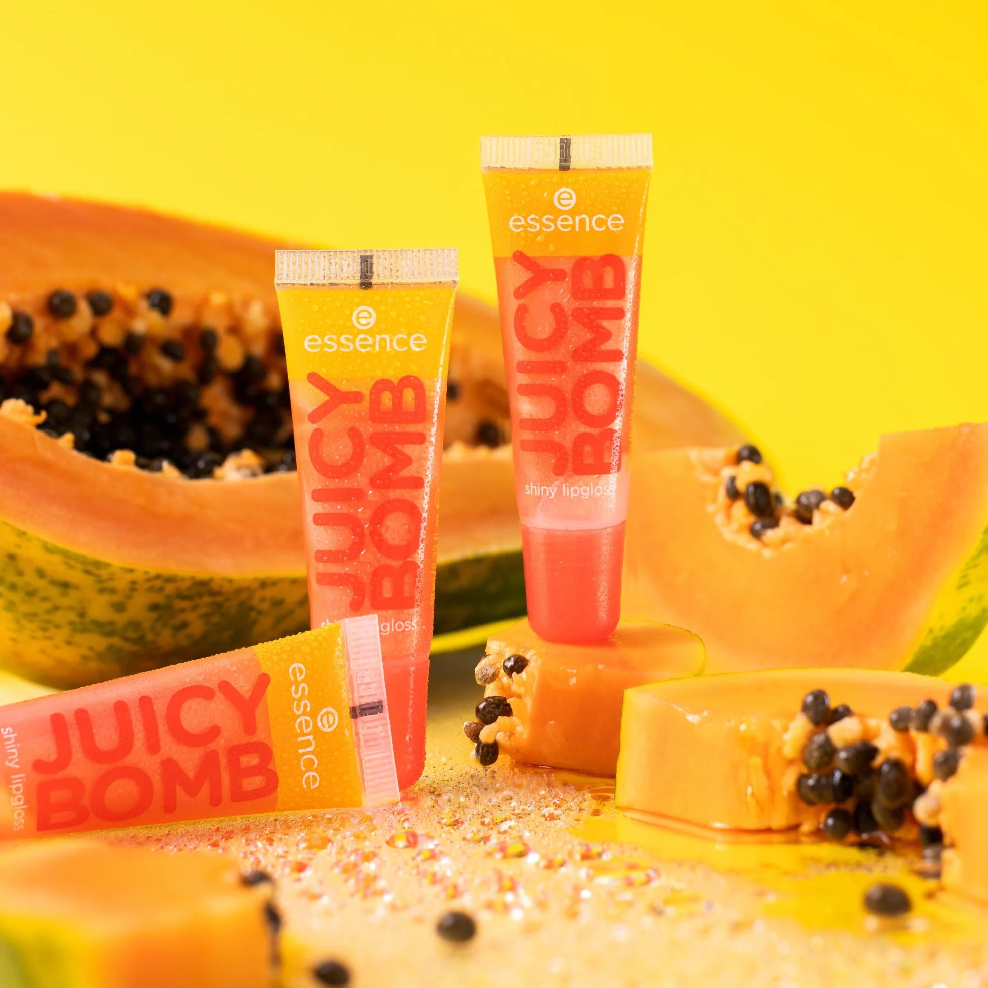 essence Błyszczyk do ust JUICY BOMB, błyszczący, zroszony, mieniący się (10ml)