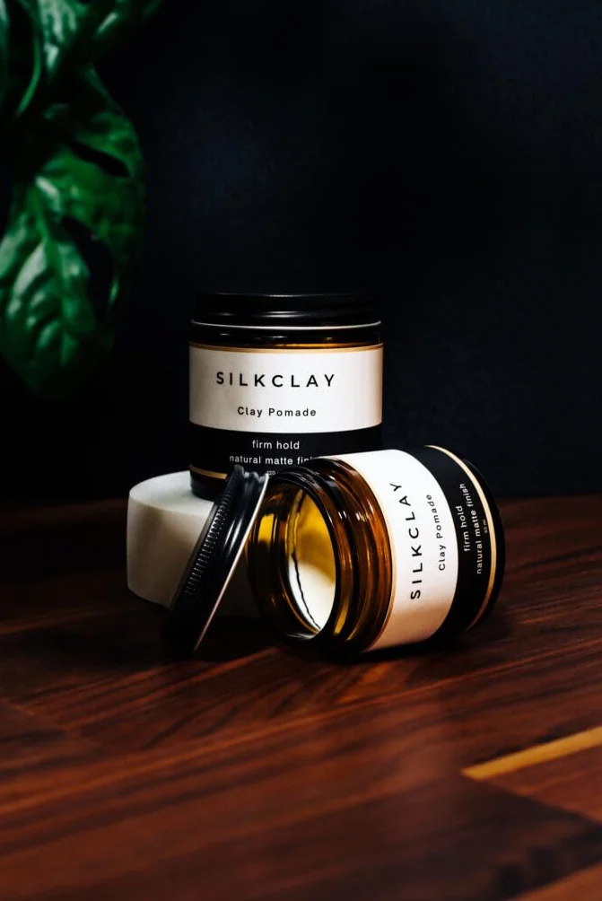SILKCLAY Clay pomada 120 ml, matowa pomada do stylizacji włosów, mocne trzymanie, naturalne matowe wykończenie