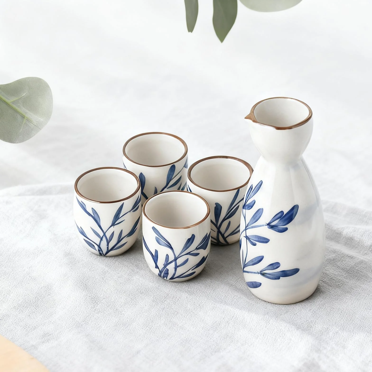 Ceramiczny zestaw do sake z kamionki, japoński zestaw porcelany biały